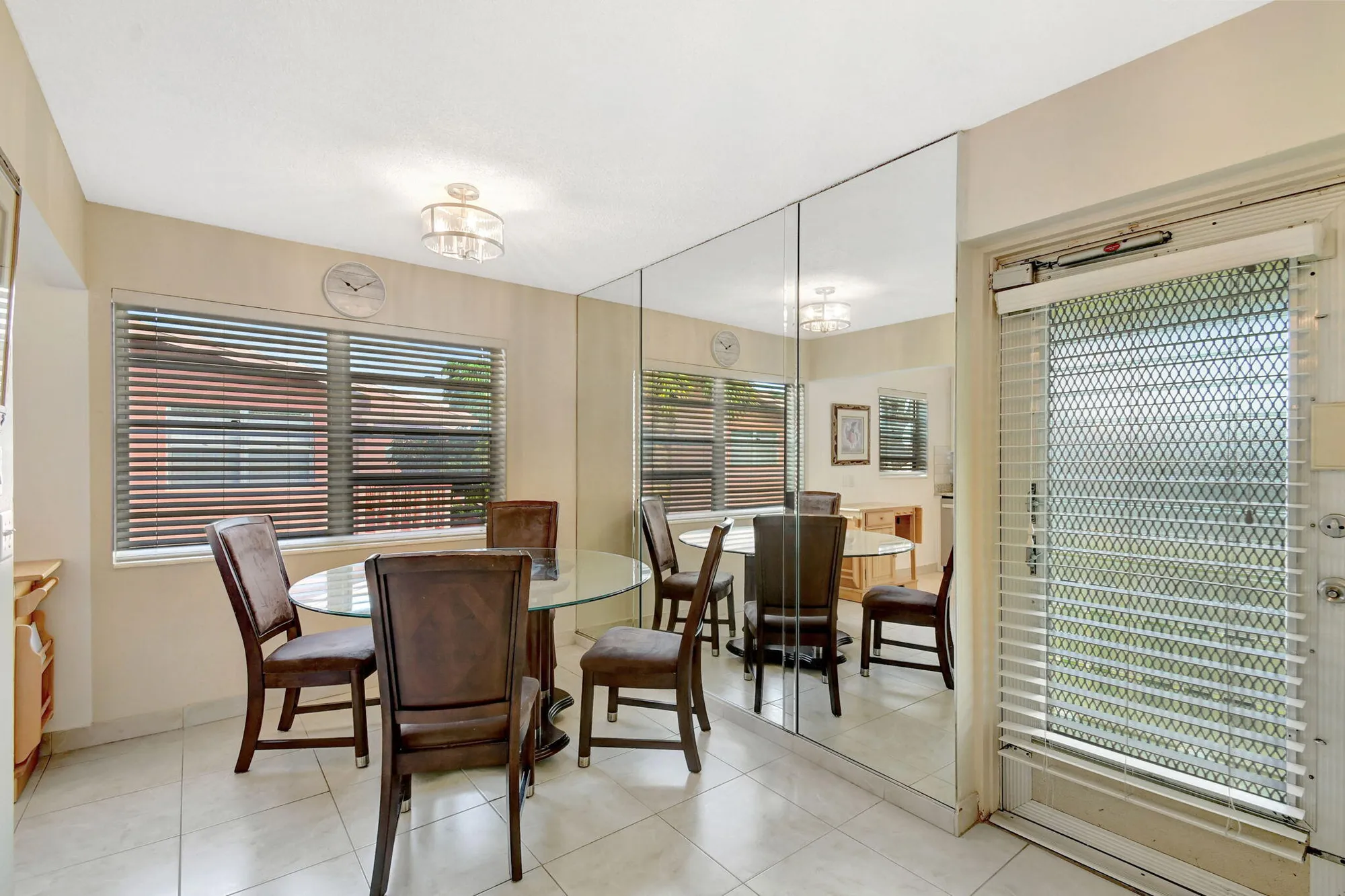 Property Slideshow image 7 of 40 | 48 sheffield b, West Palm Beach, FL, 33417