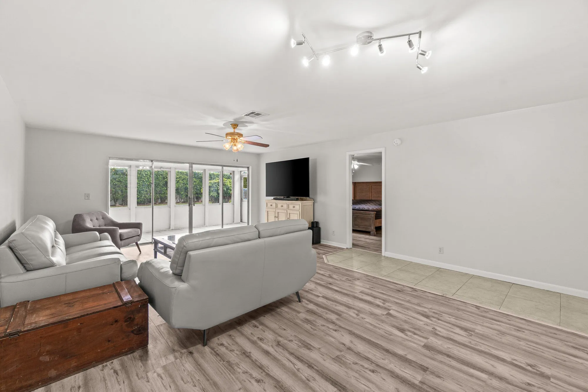 Property Slideshow image 9 of 43 | 5074 privet pl b, Delray Beach, FL, 33484