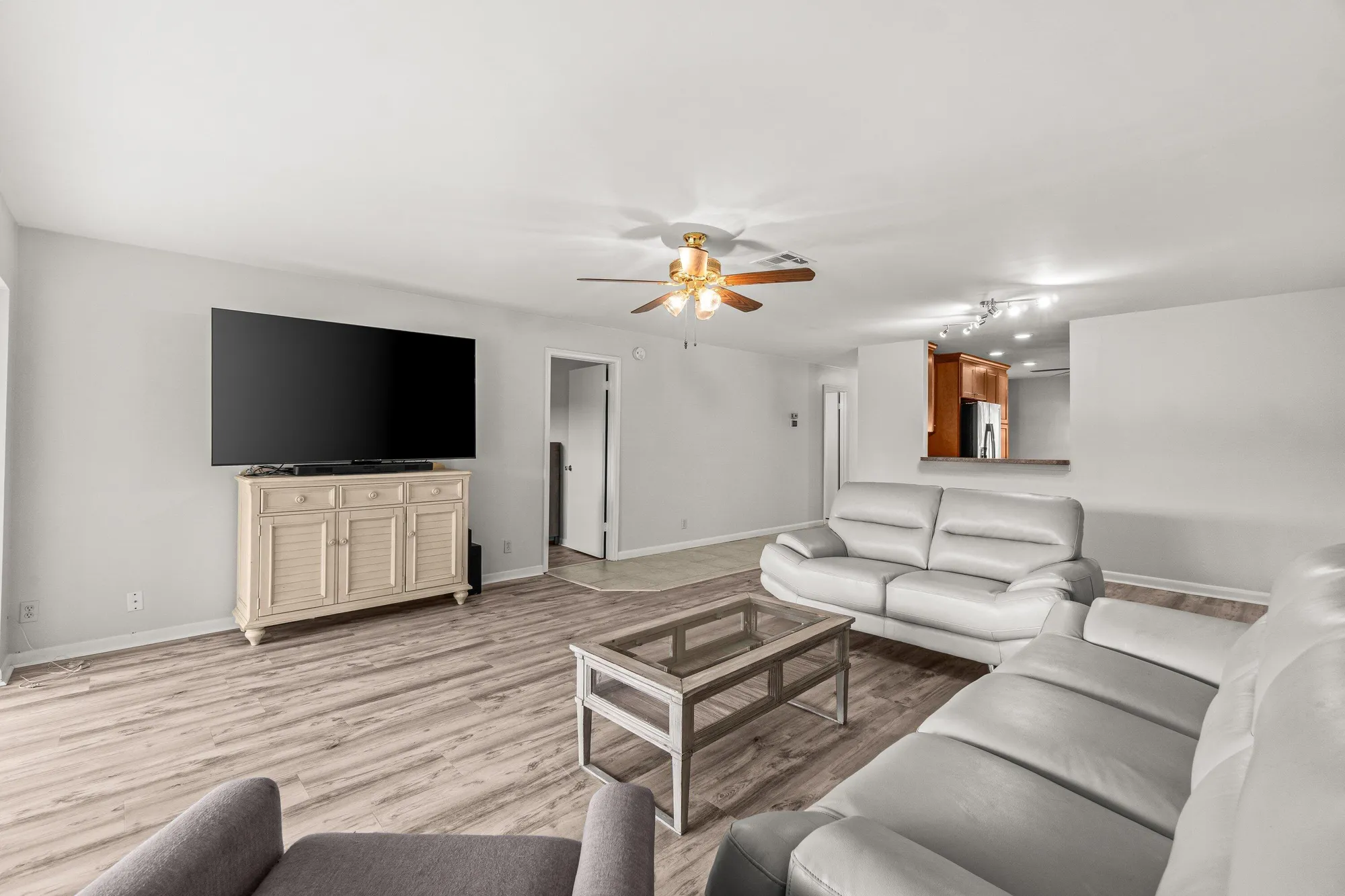 Property Slideshow image 11 of 43 | 5074 privet pl b, Delray Beach, FL, 33484