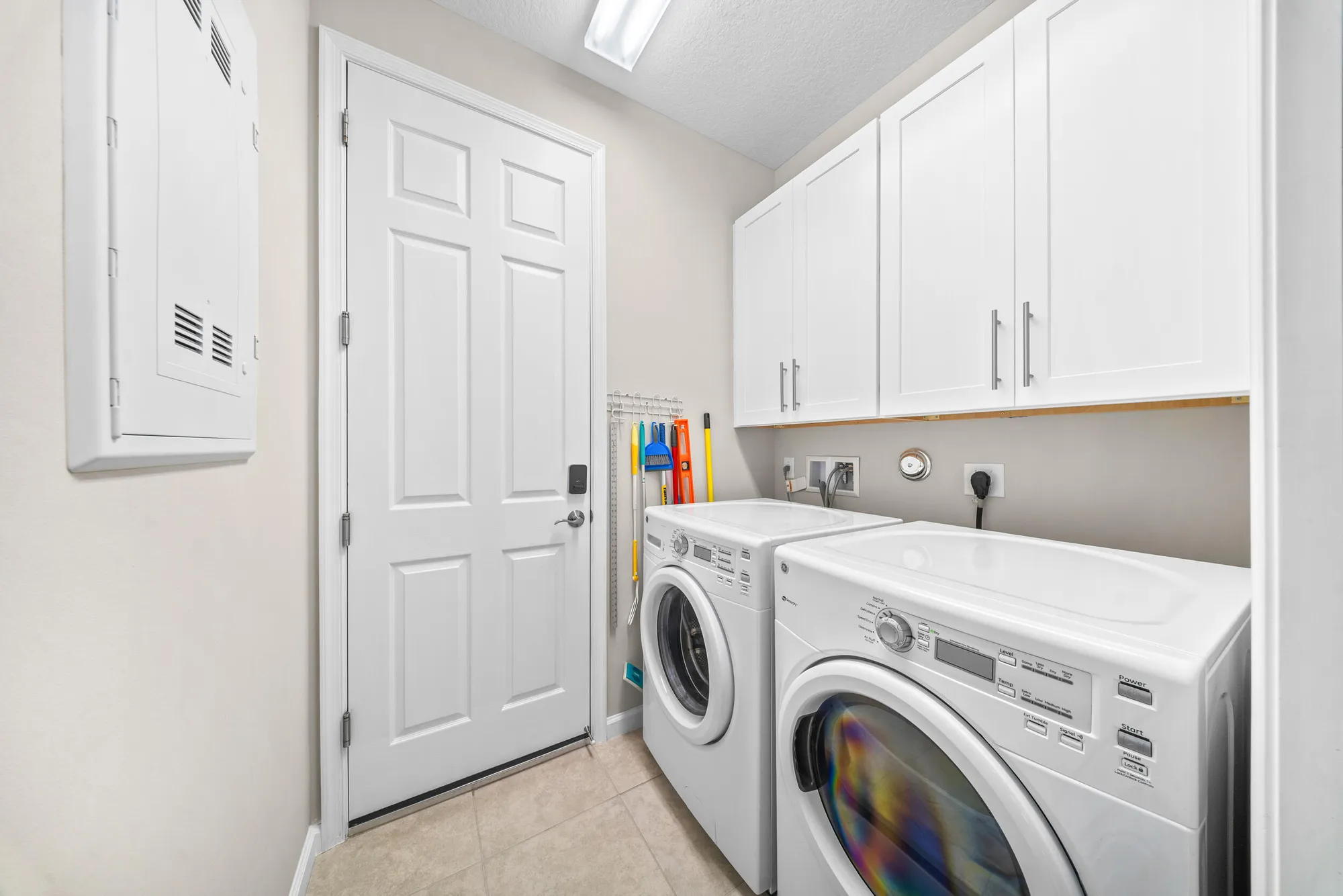 Property Slideshow image 16 of 21 | 11187 sw lake park dr, Port Saint Lucie, FL, 34987