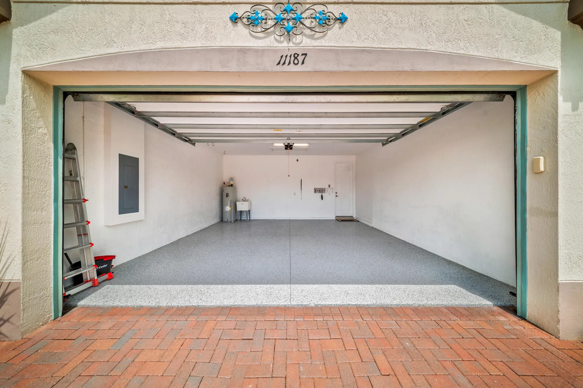 Property Slideshow image 18 of 21 | 11187 sw lake park dr, Port Saint Lucie, FL, 34987