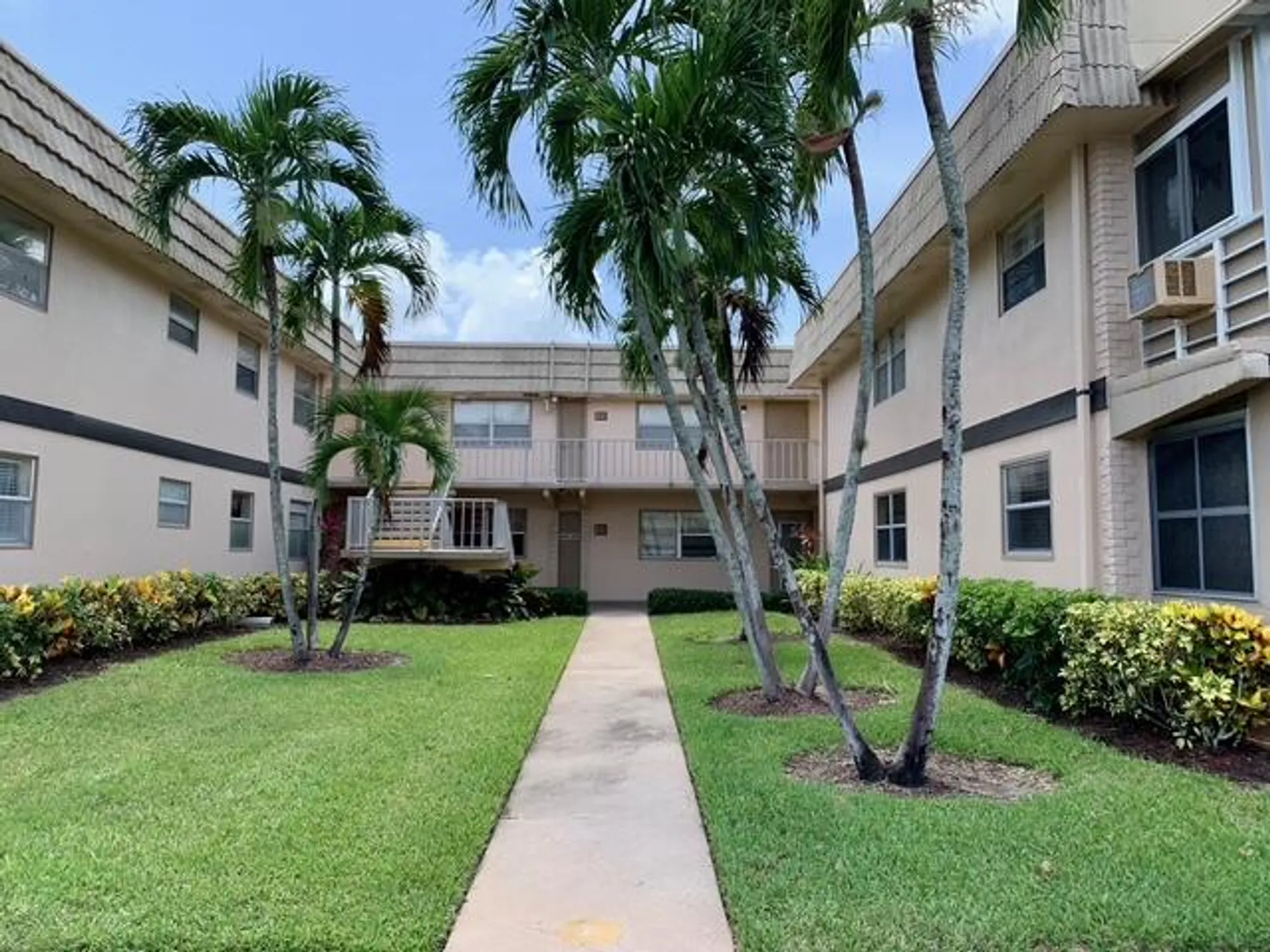 Property Slideshow image 6 of 41 | 542 monaco l, Delray Beach, FL, 33446