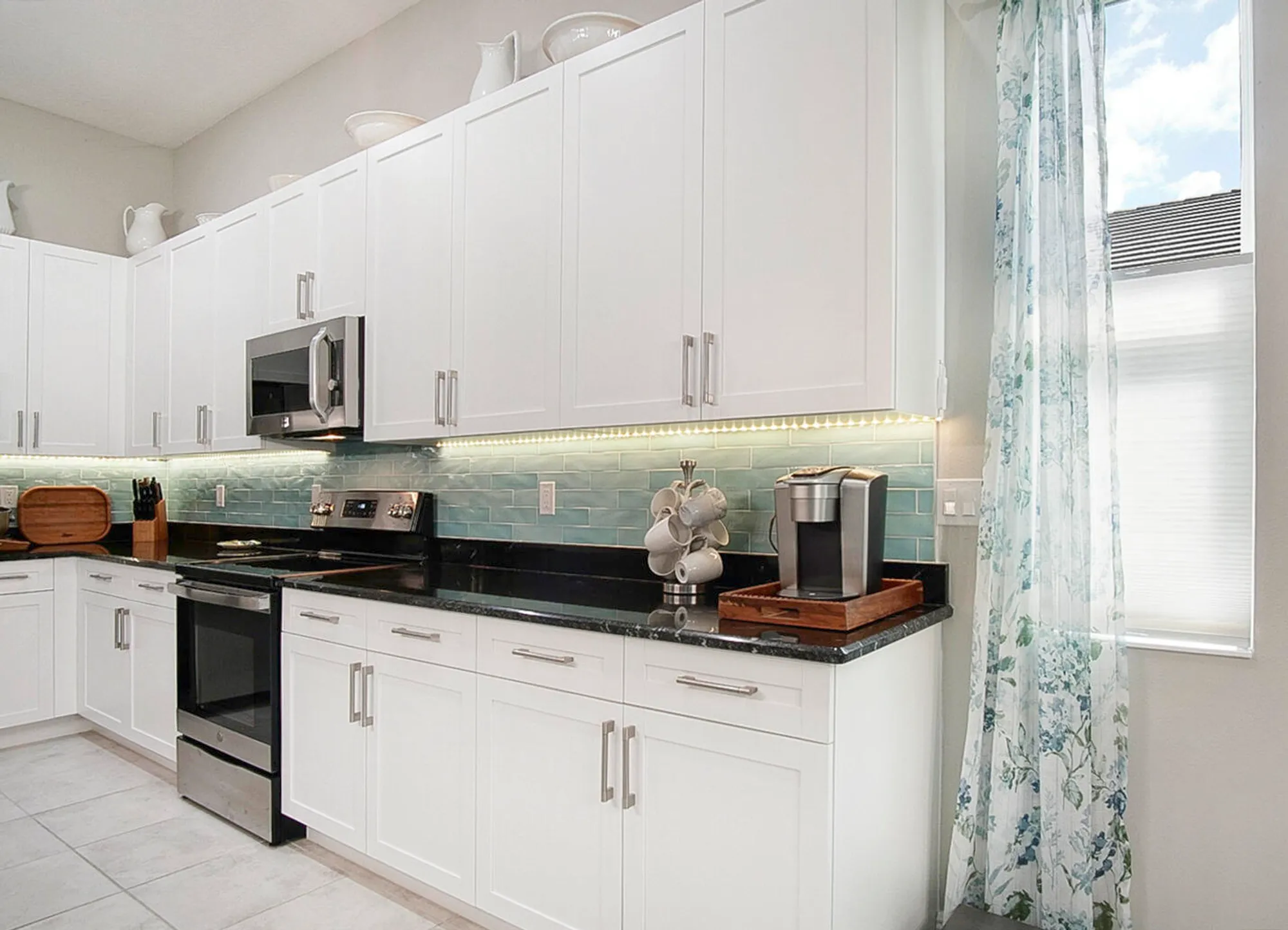 Property Slideshow image 8 of 46 | 2652 conifer dr, Fort Pierce, FL, 34951