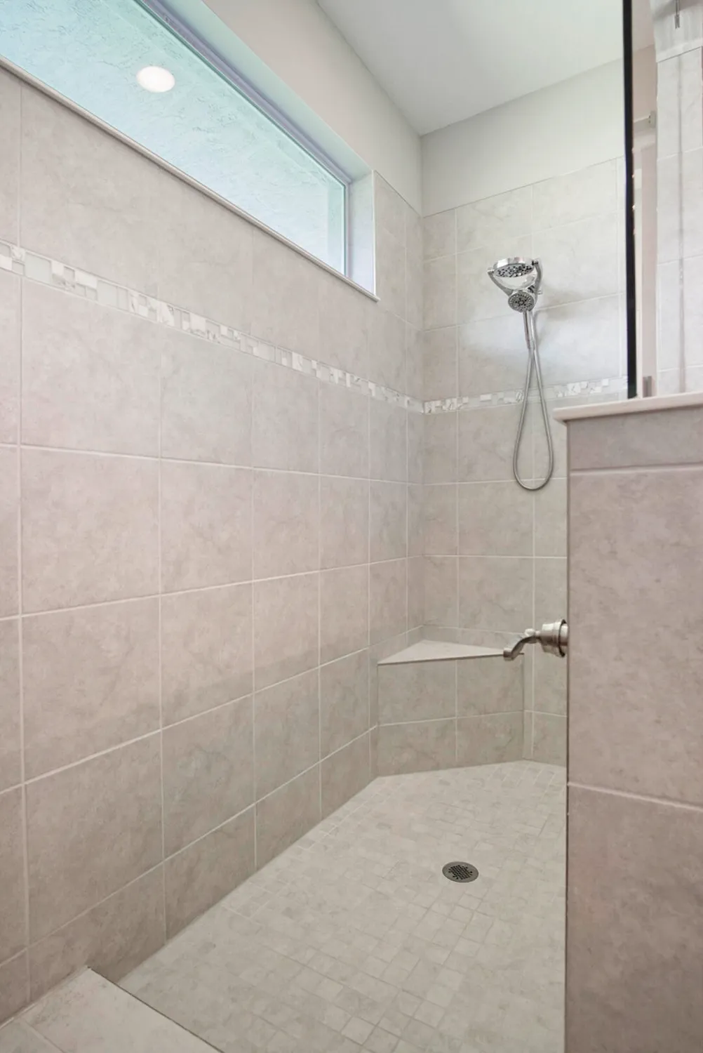 Property Slideshow image 27 of 46 | 2652 conifer dr, Fort Pierce, FL, 34951