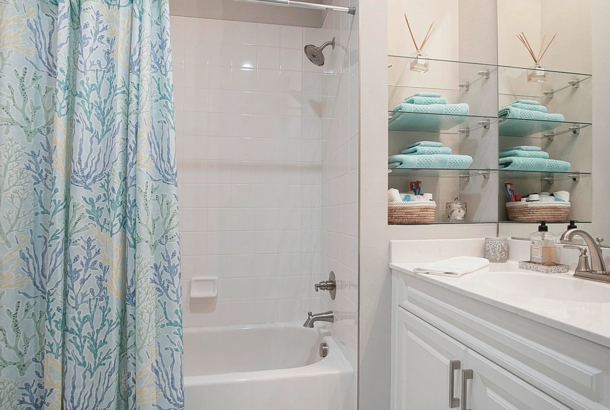 Property Slideshow image 32 of 46 | 2652 conifer dr, Fort Pierce, FL, 34951