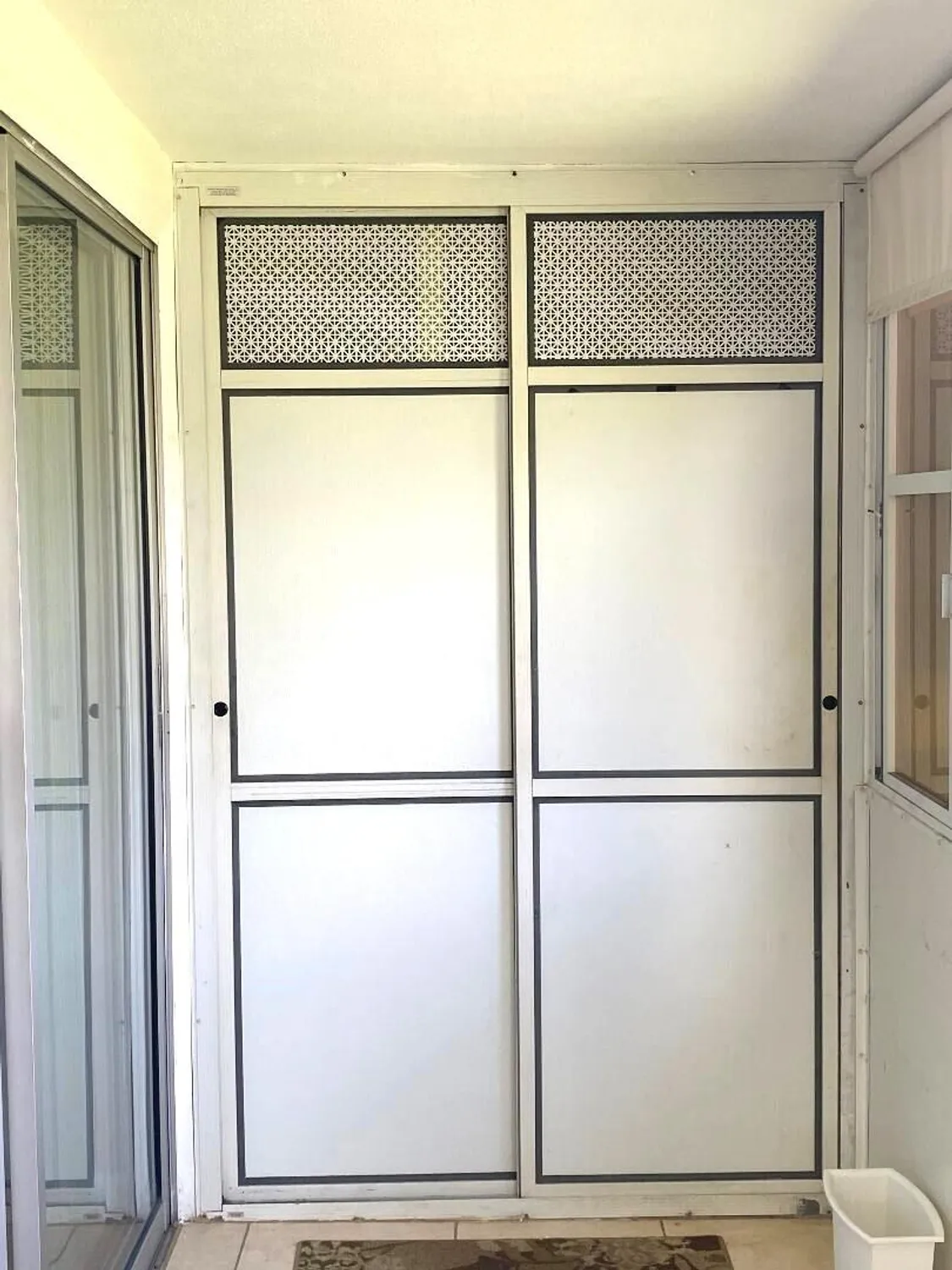 Property Slideshow image 4 of 26 | 208 chatham j # 208, West Palm Beach, FL, 33417