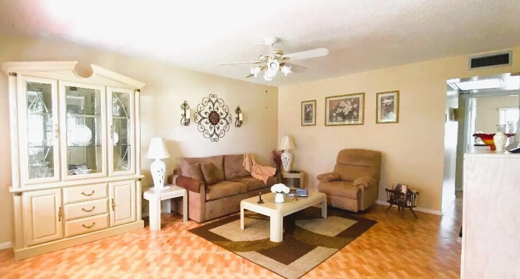 Property Slideshow image 6 of 26 | 208 chatham j # 208, West Palm Beach, FL, 33417