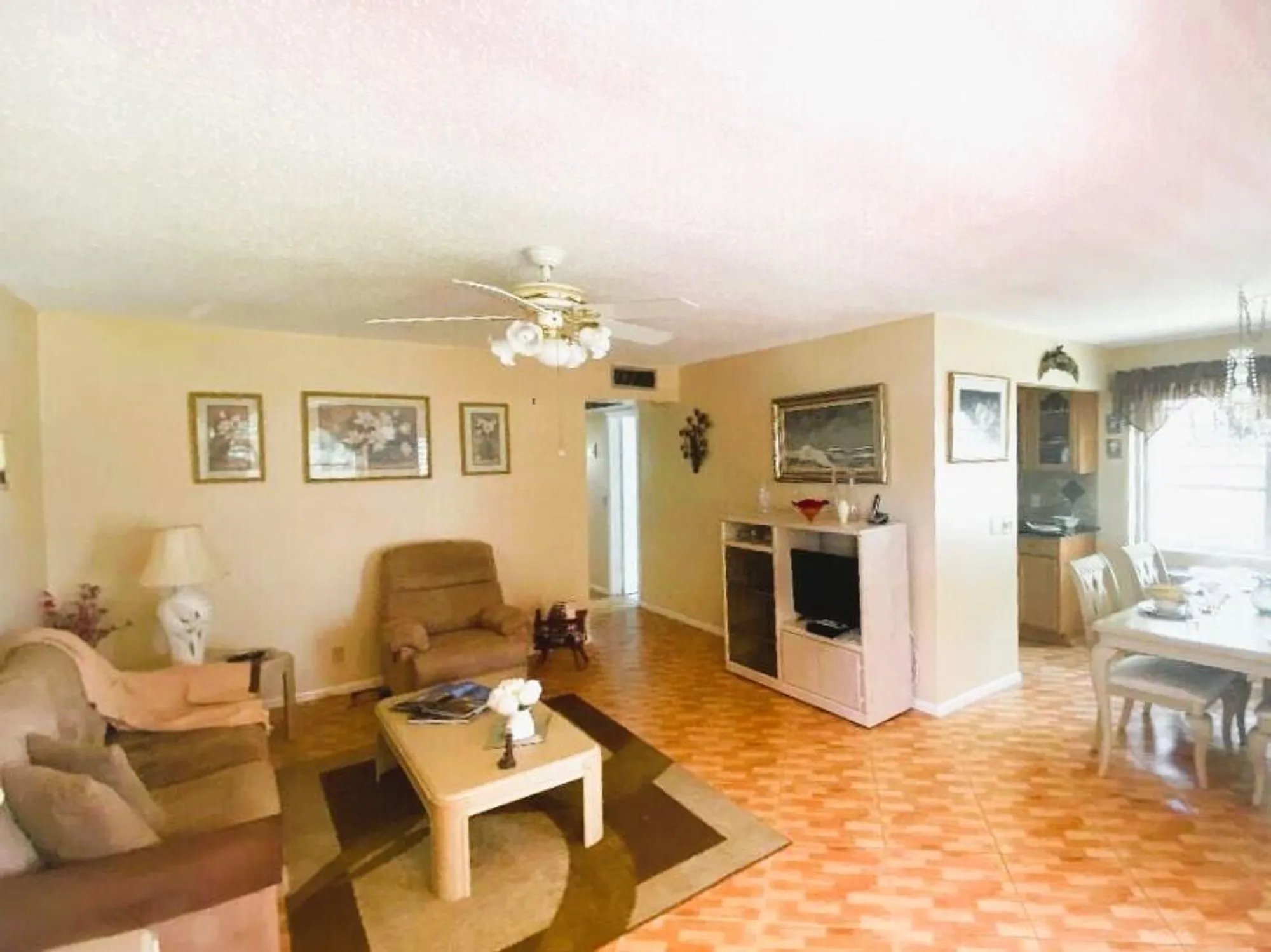 Property Slideshow image 7 of 26 | 208 chatham j # 208, West Palm Beach, FL, 33417