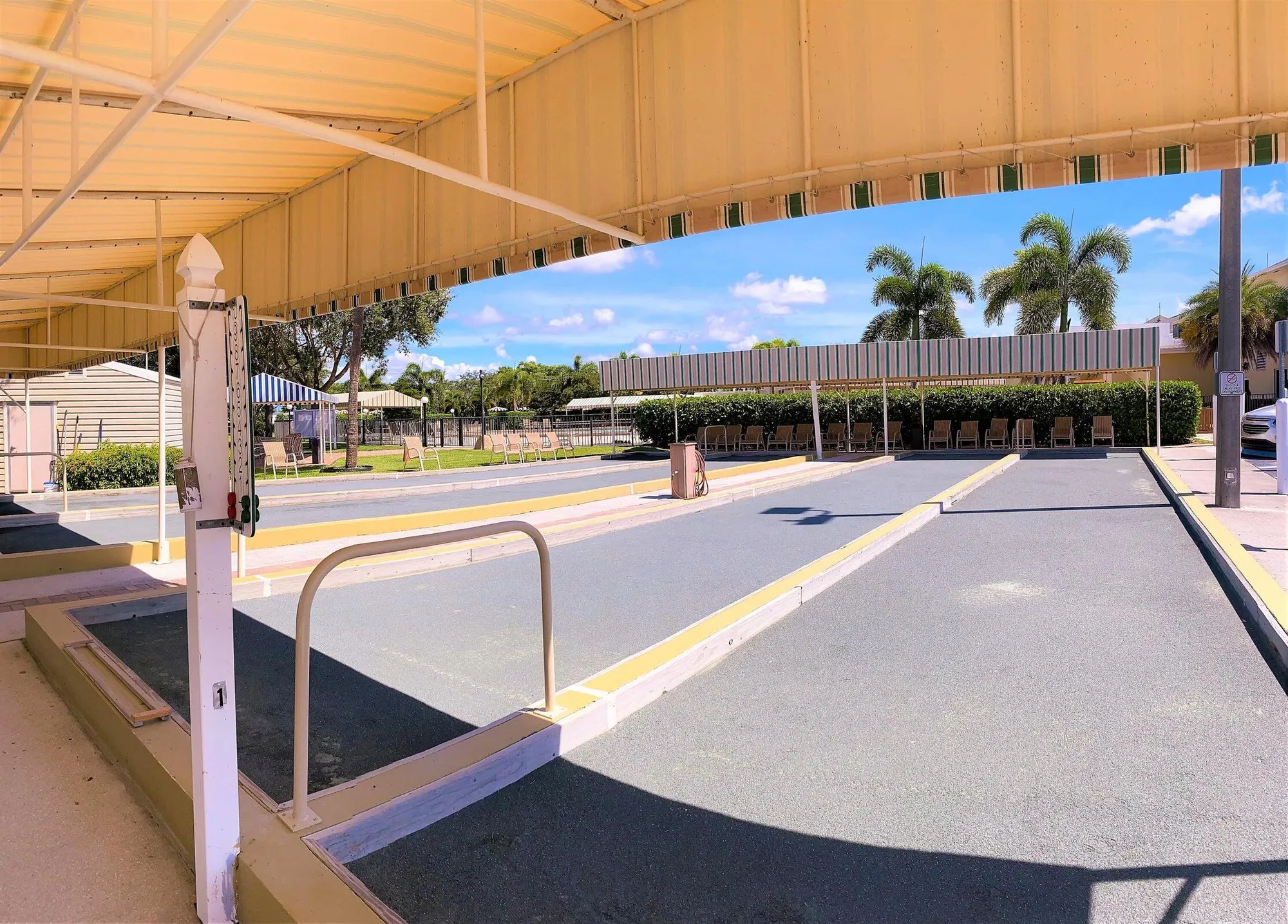 Property Slideshow image 19 of 26 | 208 chatham j # 208, West Palm Beach, FL, 33417