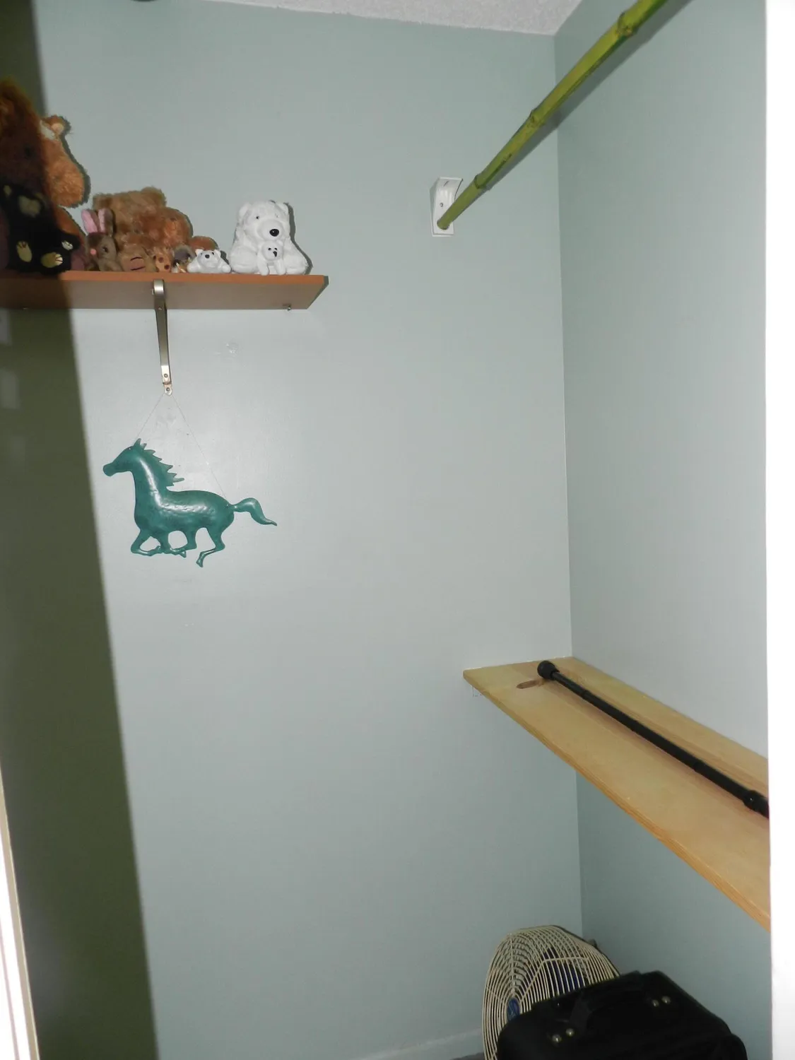 Property Slideshow image 25 of 32 | 450 knollwood ct, Royal Palm Beach, FL, 33411