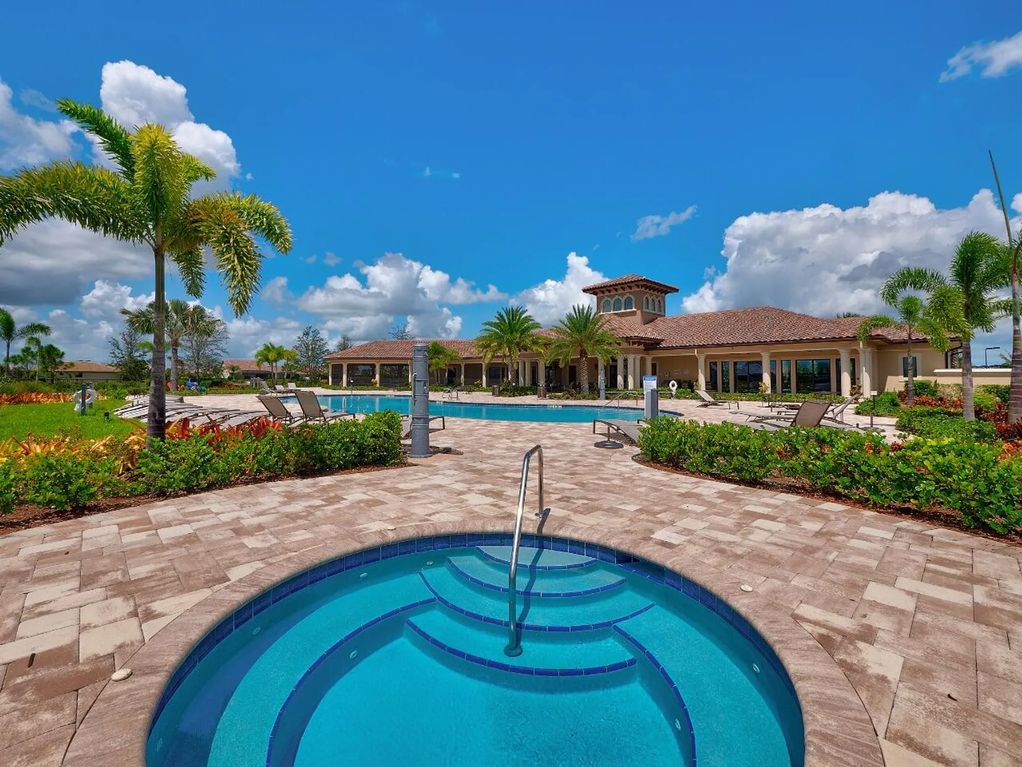 Property Slideshow image 33 of 40 | 564 se monet dr, Port Saint Lucie, FL, 34984