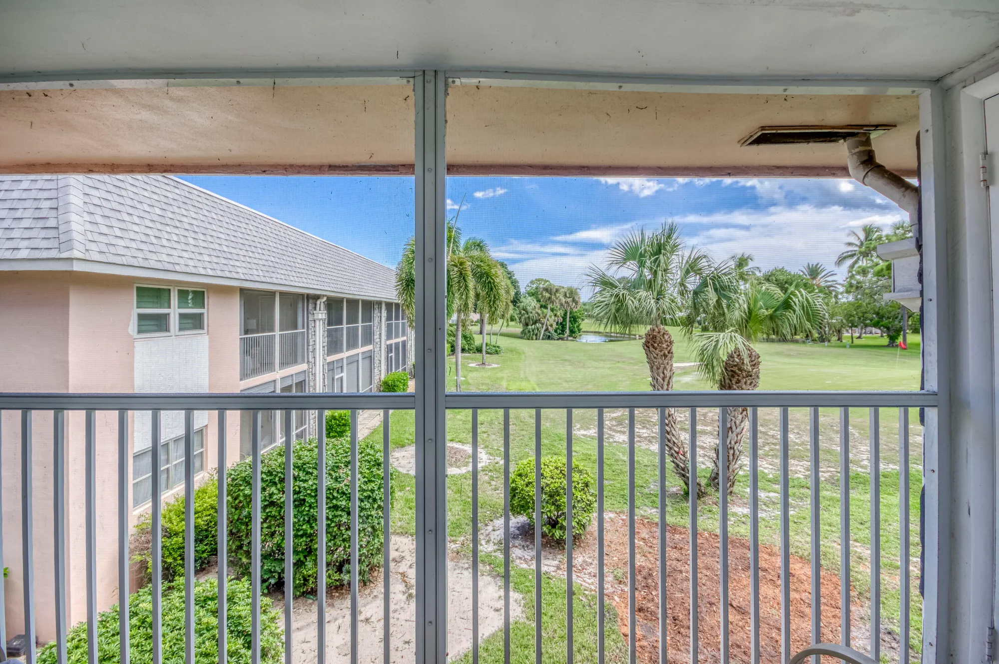 Property Slideshow image 6 of 22 | 18081 se country club dr 326, Jupiter, FL, 33469