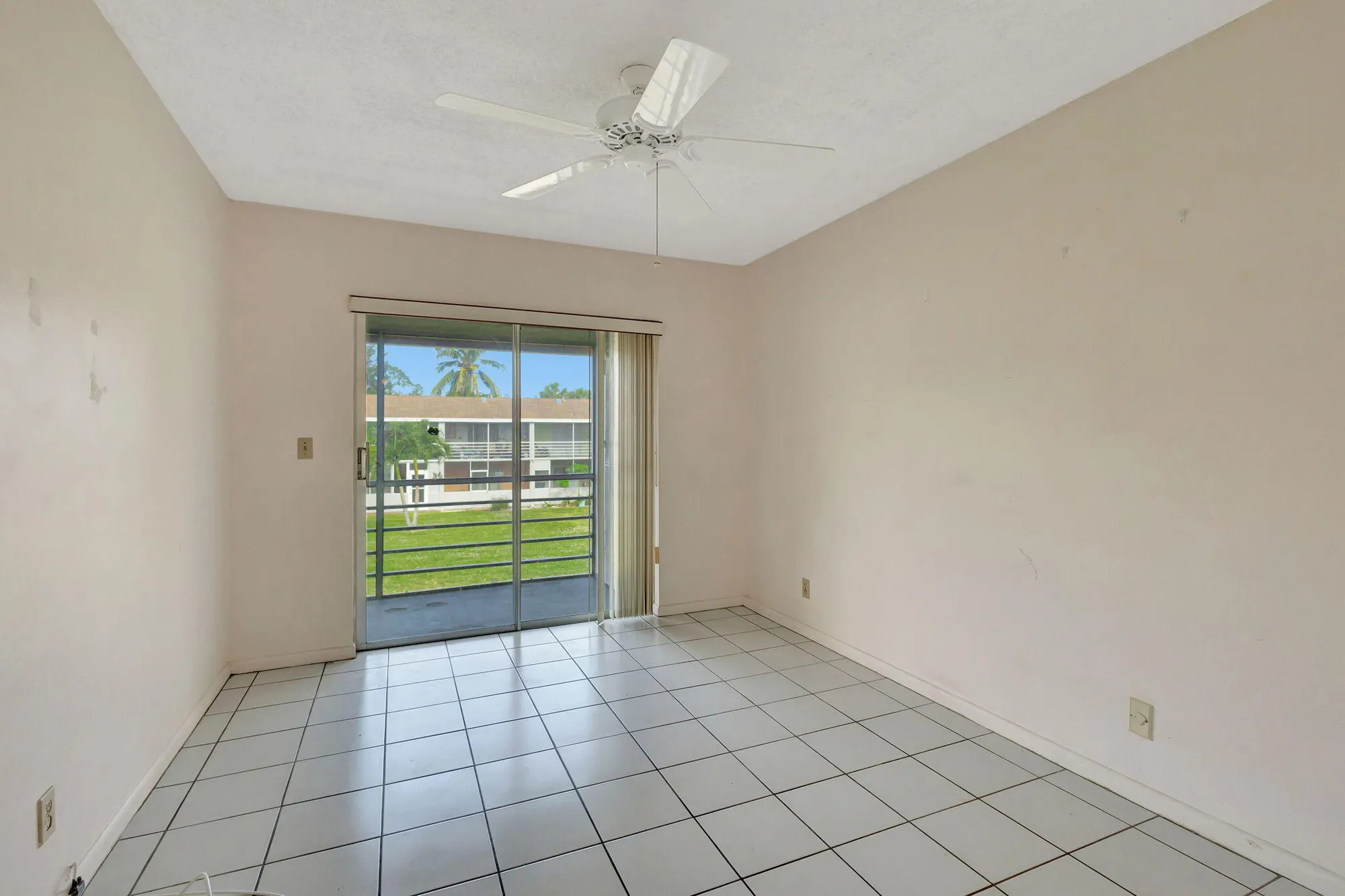 Property Slideshow image 14 of 38 | 332 sheffield, West Palm Beach, FL, 33417