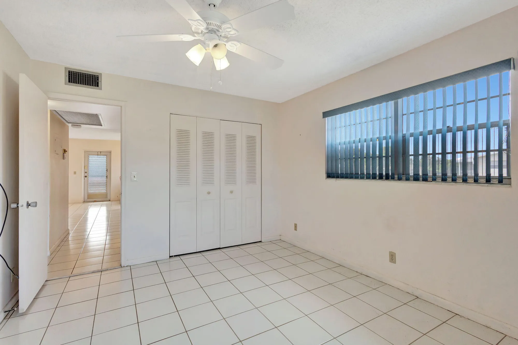 Property Slideshow image 15 of 38 | 332 sheffield, West Palm Beach, FL, 33417