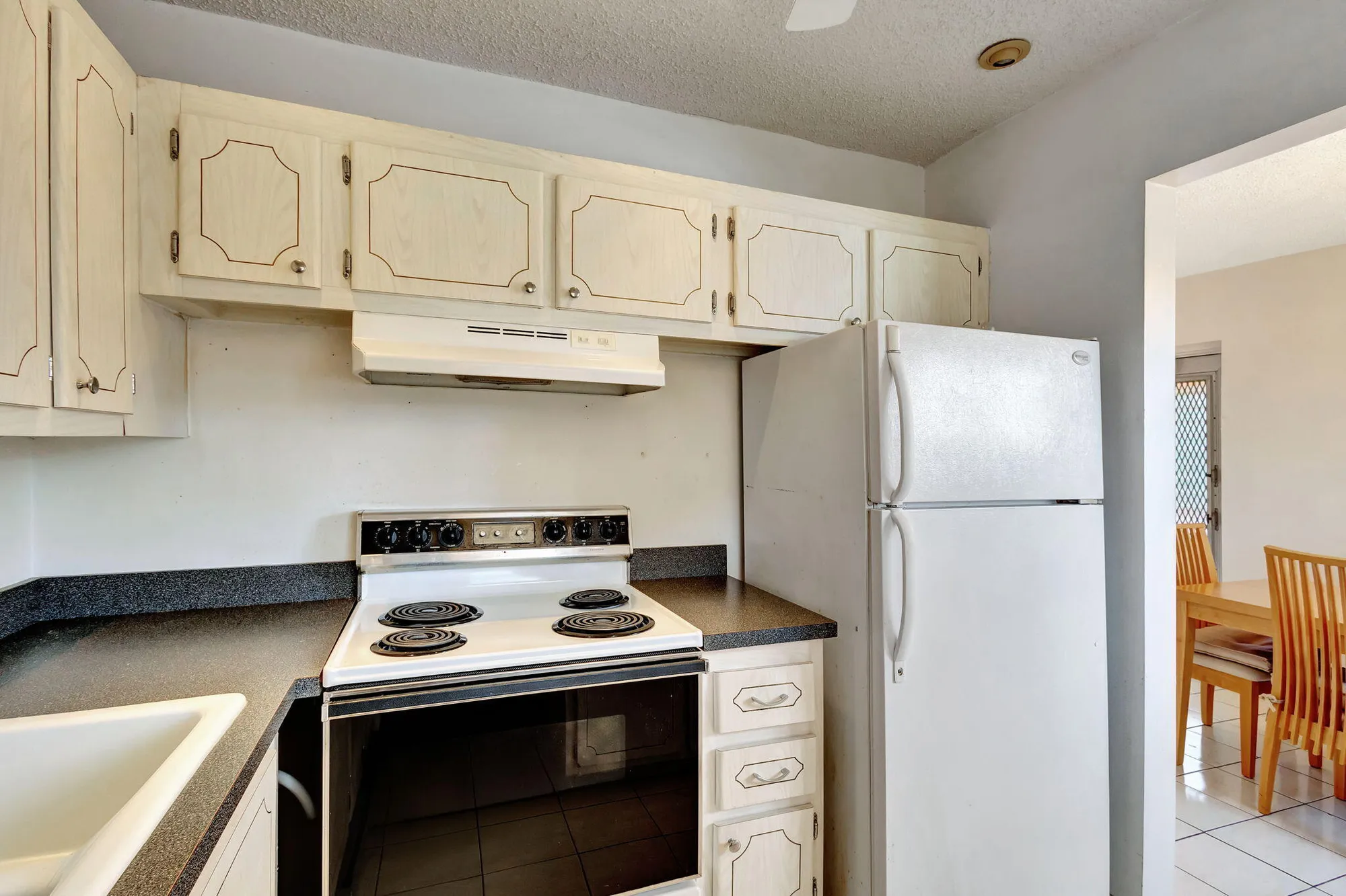 Property Slideshow image 8 of 38 | 332 sheffield, West Palm Beach, FL, 33417