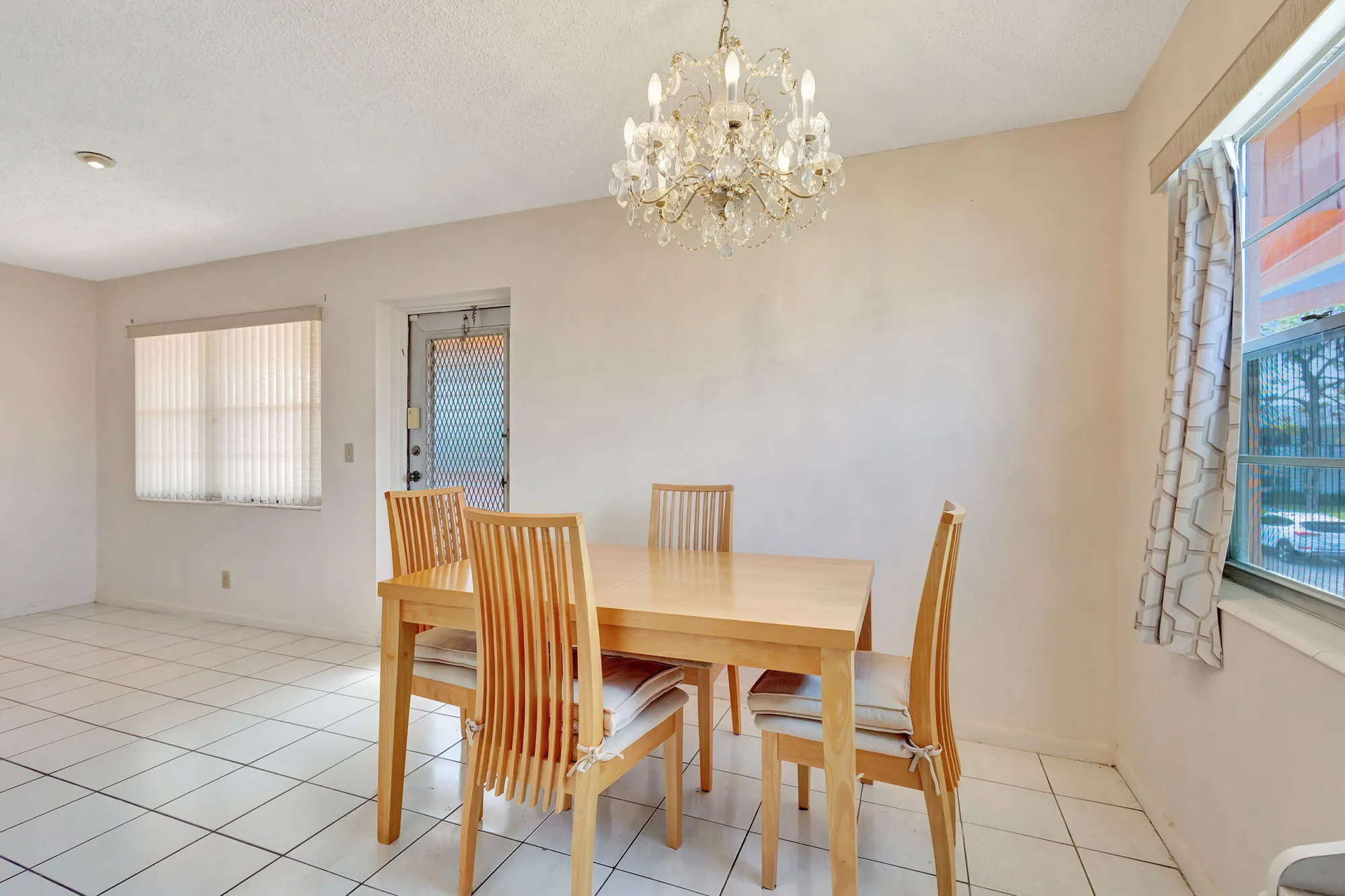 Property Slideshow image 6 of 38 | 332 sheffield, West Palm Beach, FL, 33417
