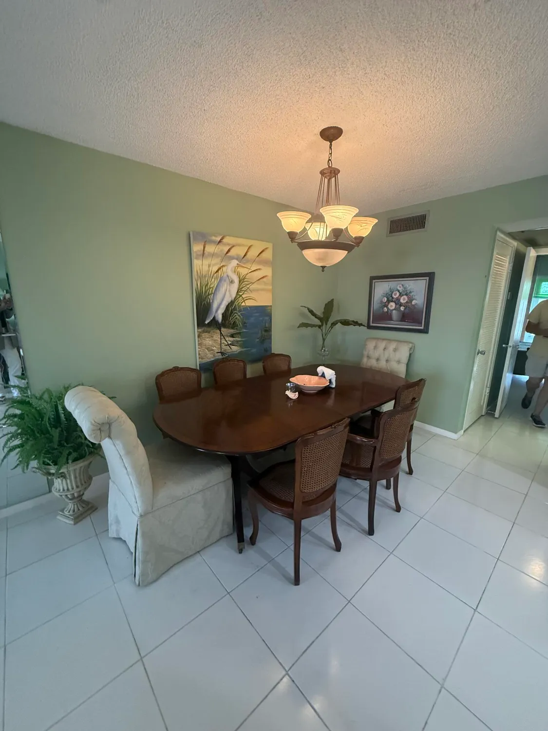 Property Slideshow image 6 of 16 | 407 greenbrier a, West Palm Beach, FL, 33417