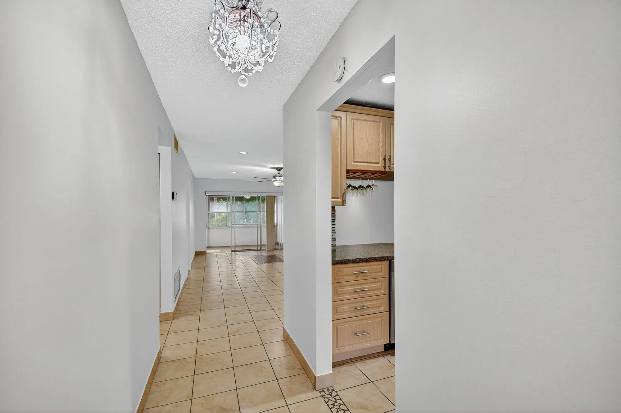 Property Slideshow image 5 of 58 | 638 marlboro oval # 638, Lake Worth, FL, 33467