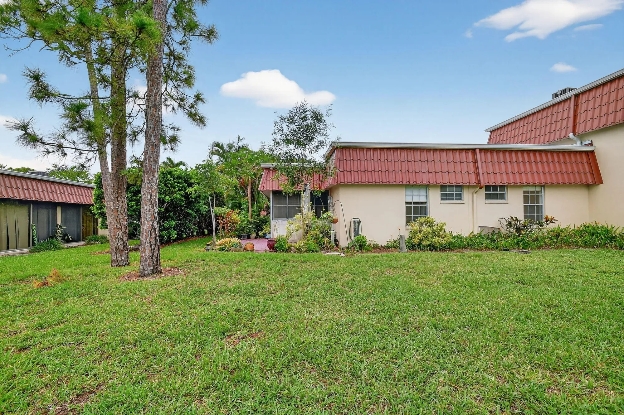 Property Slideshow image 41 of 58 | 638 marlboro oval # 638, Lake Worth, FL, 33467