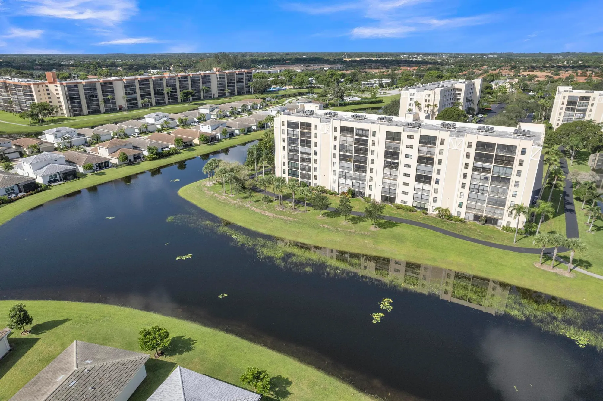 Property Slideshow image 40 of 78 | 7260 kinghurst dr 508, Delray Beach, FL, 33446