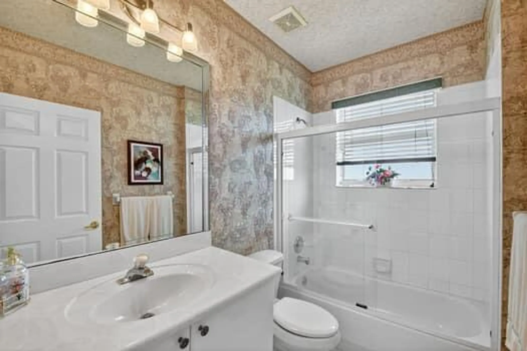 Property Slideshow image 31 of 50 | 10299 utopia cir, Boynton Beach, FL, 33437