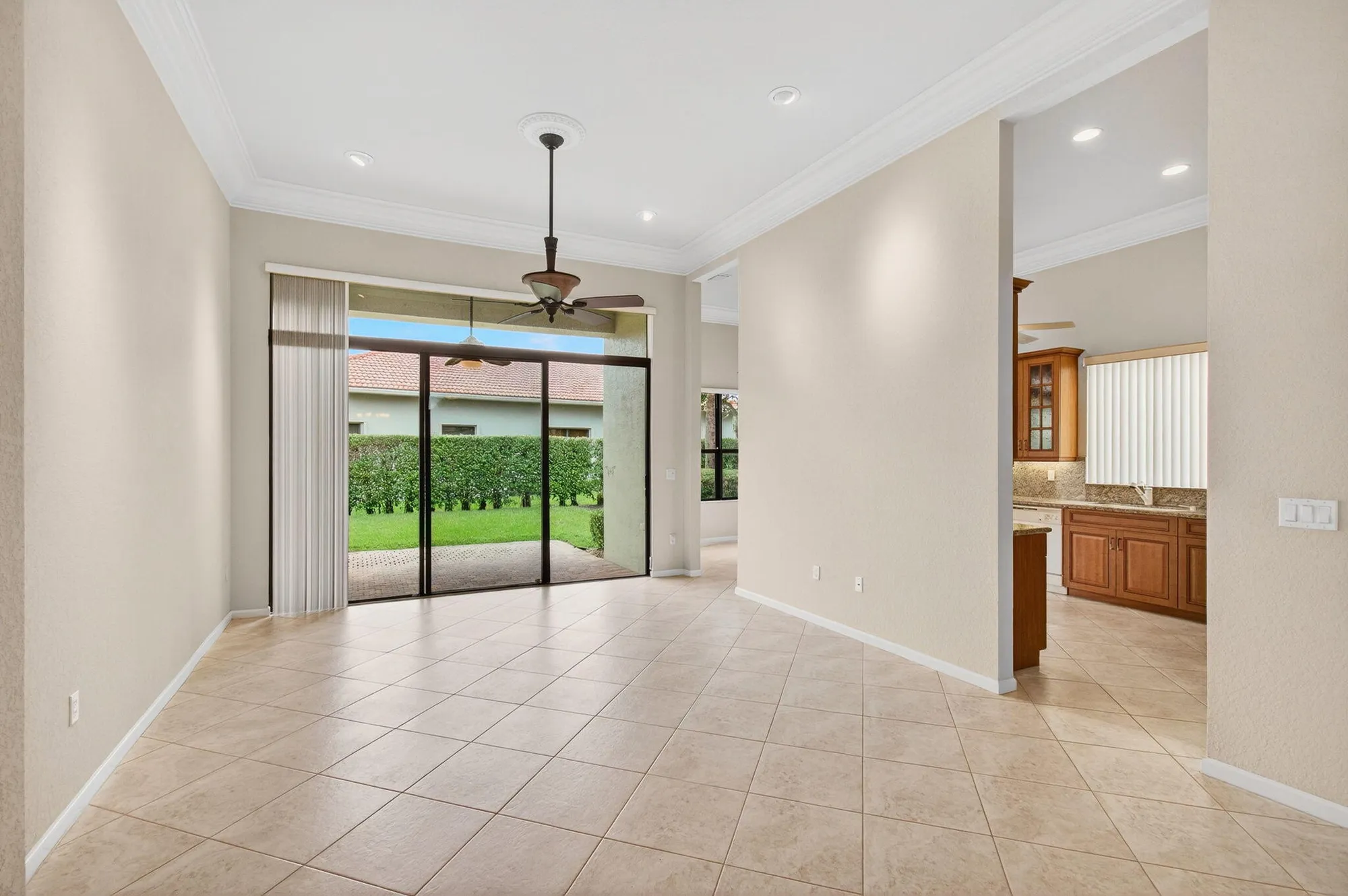 Property Slideshow image 18 of 57 | 6823 fabiano cir, Boynton Beach, FL, 33437