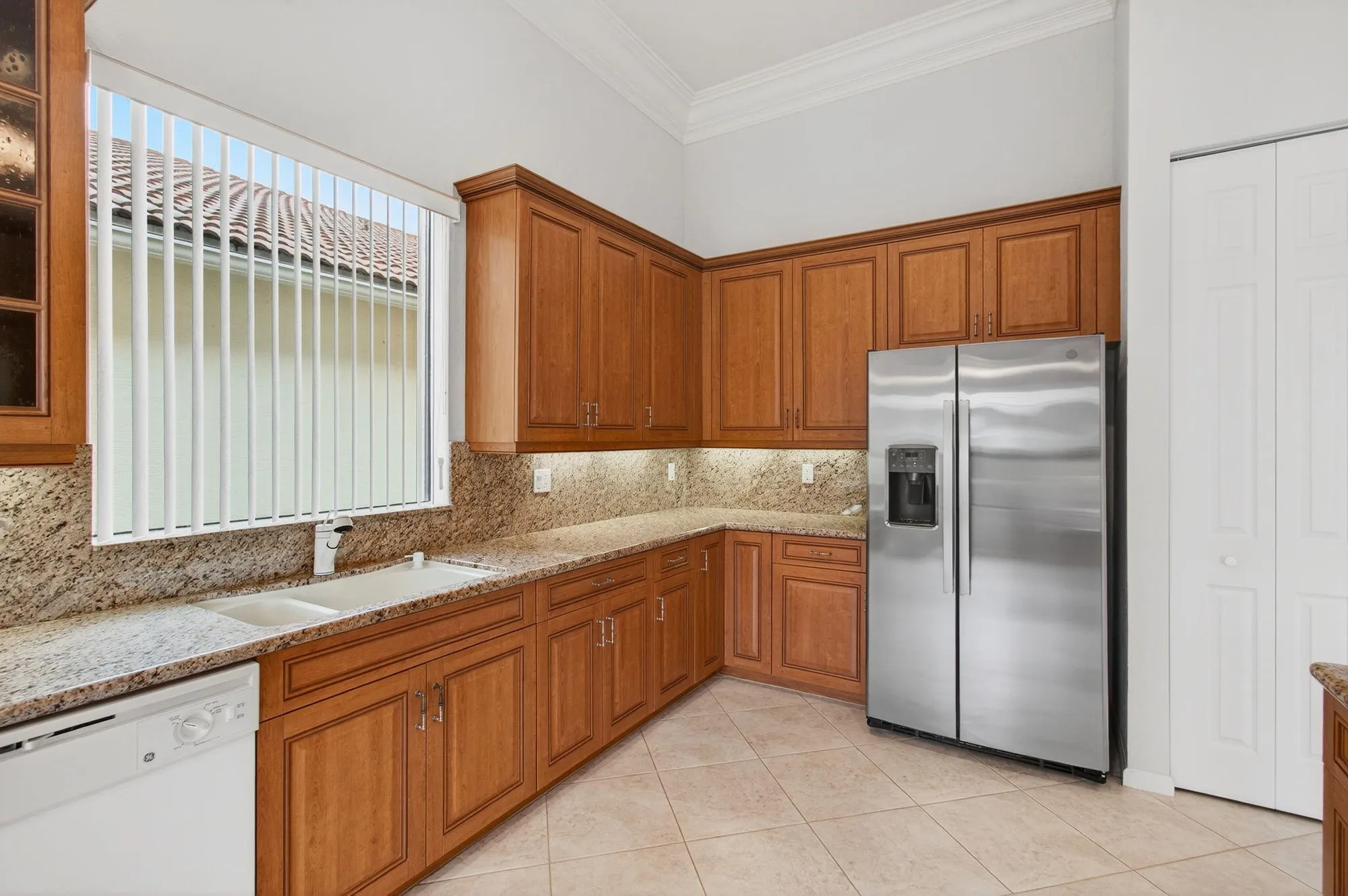 Property Slideshow image 26 of 57 | 6823 fabiano cir, Boynton Beach, FL, 33437