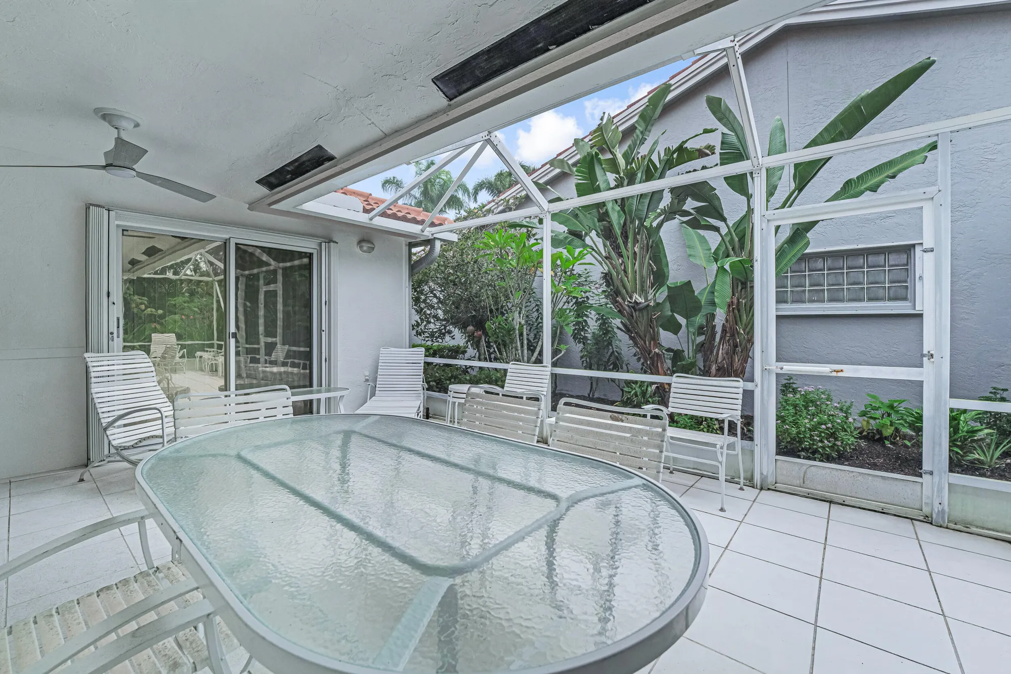 Property Slideshow image 38 of 58 | 9870 harbour lake cir, Boynton Beach, FL, 33437