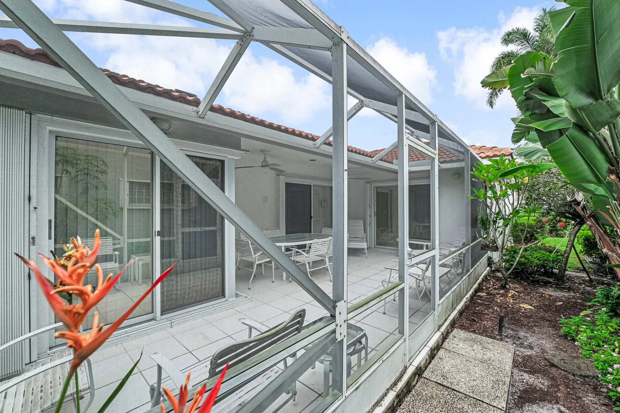 Property Slideshow image 40 of 58 | 9870 harbour lake cir, Boynton Beach, FL, 33437