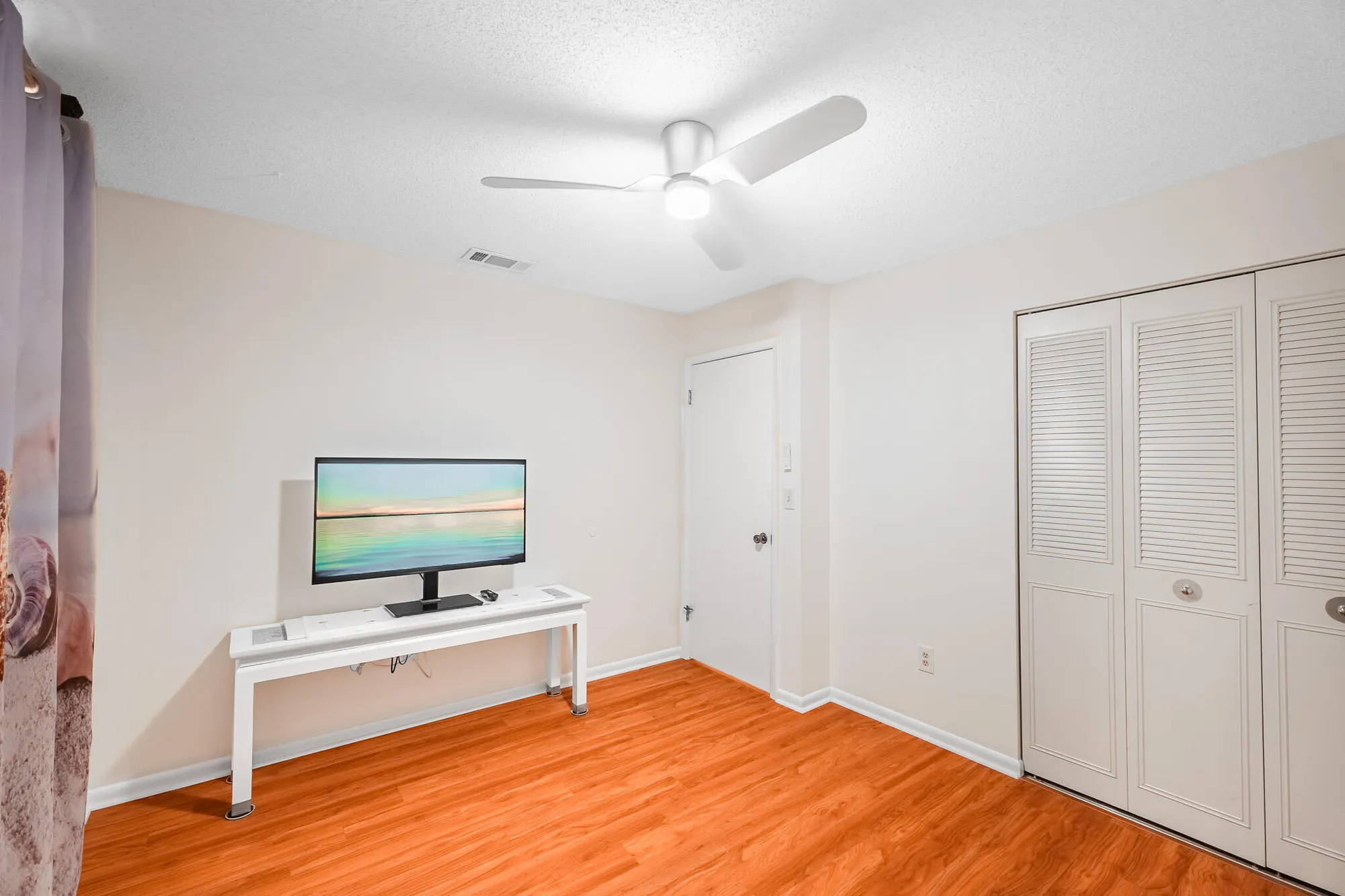 Property Slideshow image 10 of 23 | 1982 sw palm city rd i, Stuart, FL, 34994