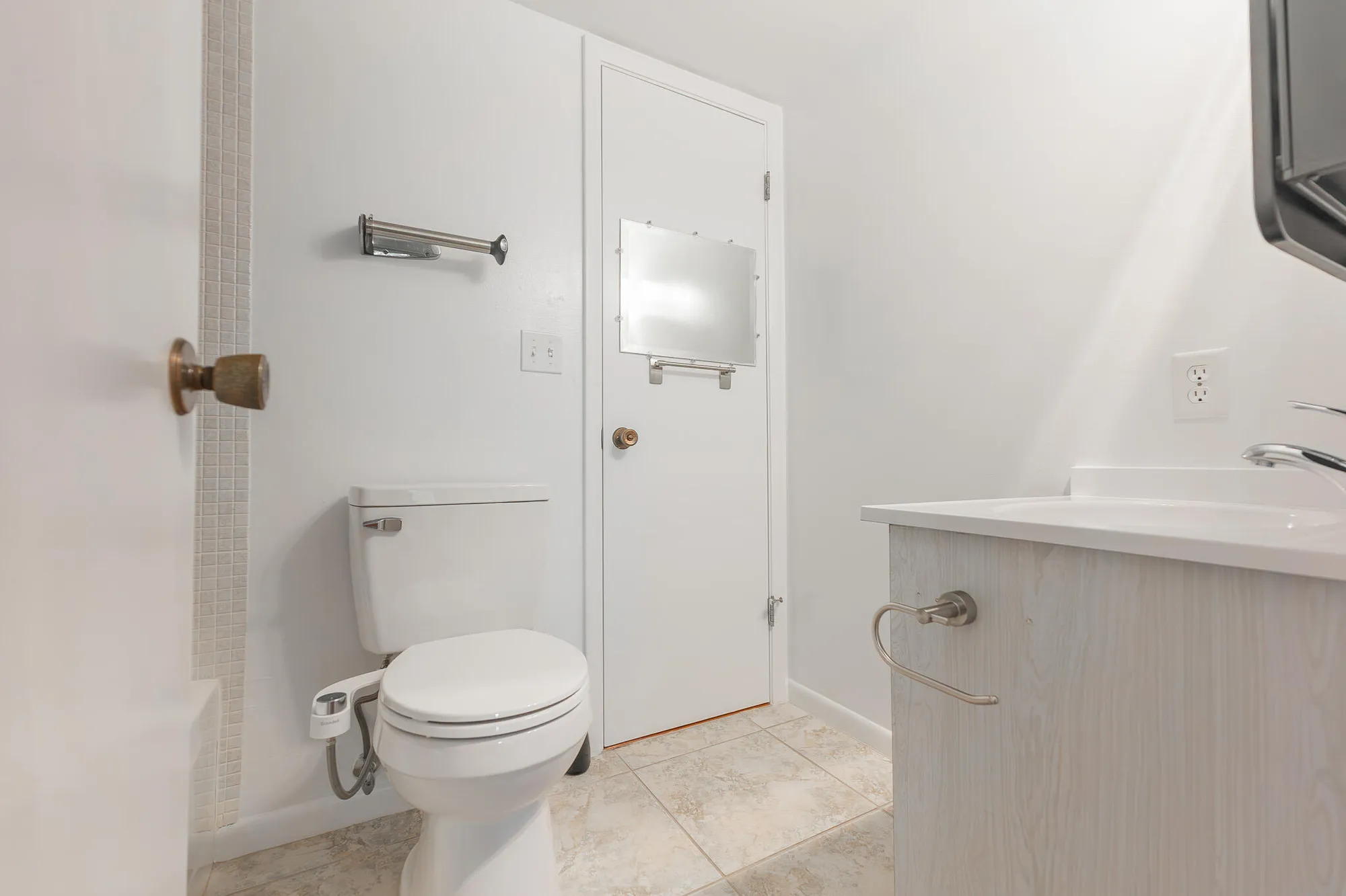 Property Slideshow image 12 of 23 | 1982 sw palm city rd i, Stuart, FL, 34994