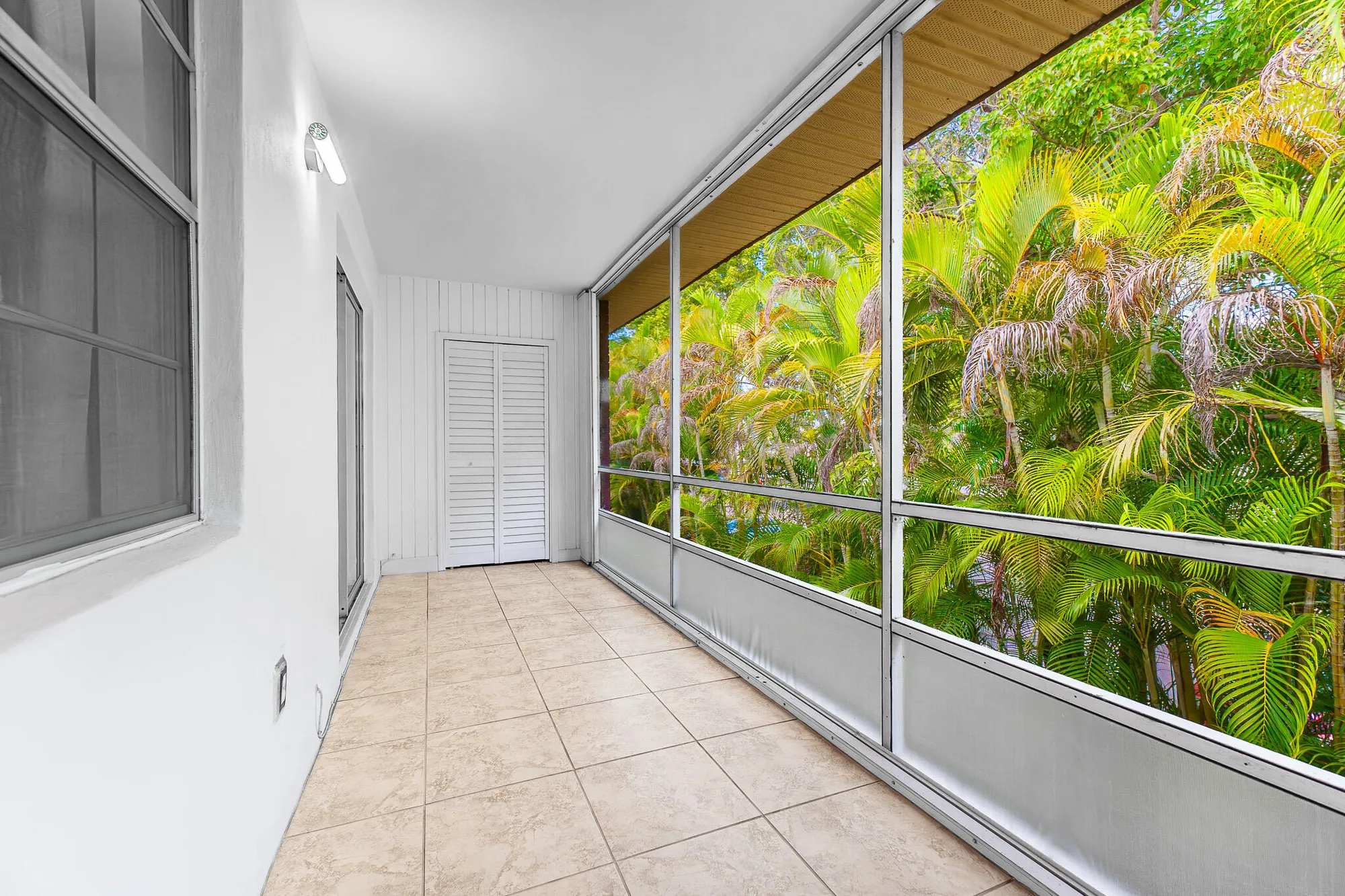 Property Slideshow image 16 of 23 | 1982 sw palm city rd i, Stuart, FL, 34994