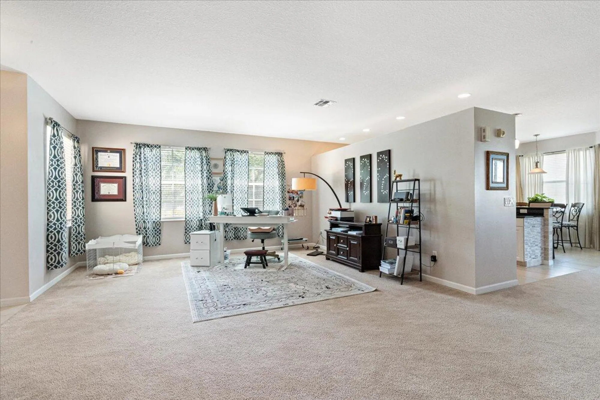 Property Slideshow image 9 of 87 | 11769 sw bennington cir, Port Saint Lucie, FL, 34987