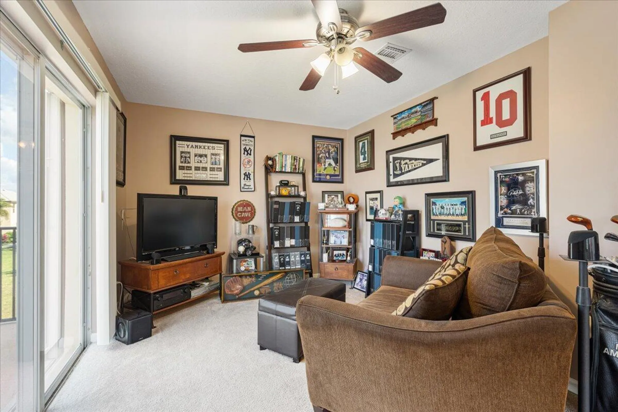 Property Slideshow image 33 of 87 | 11769 sw bennington cir, Port Saint Lucie, FL, 34987
