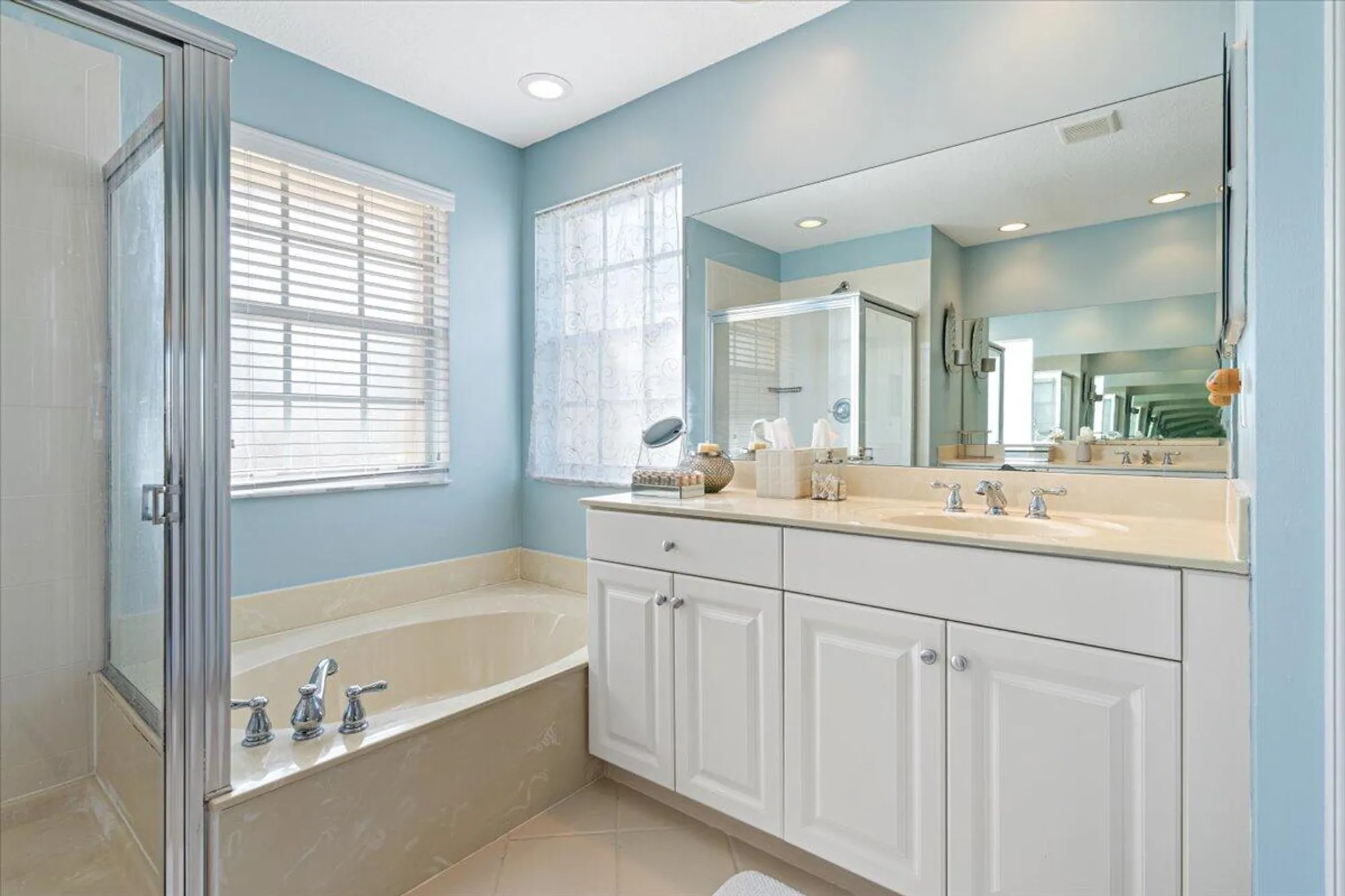 Property Slideshow image 40 of 87 | 11769 sw bennington cir, Port Saint Lucie, FL, 34987