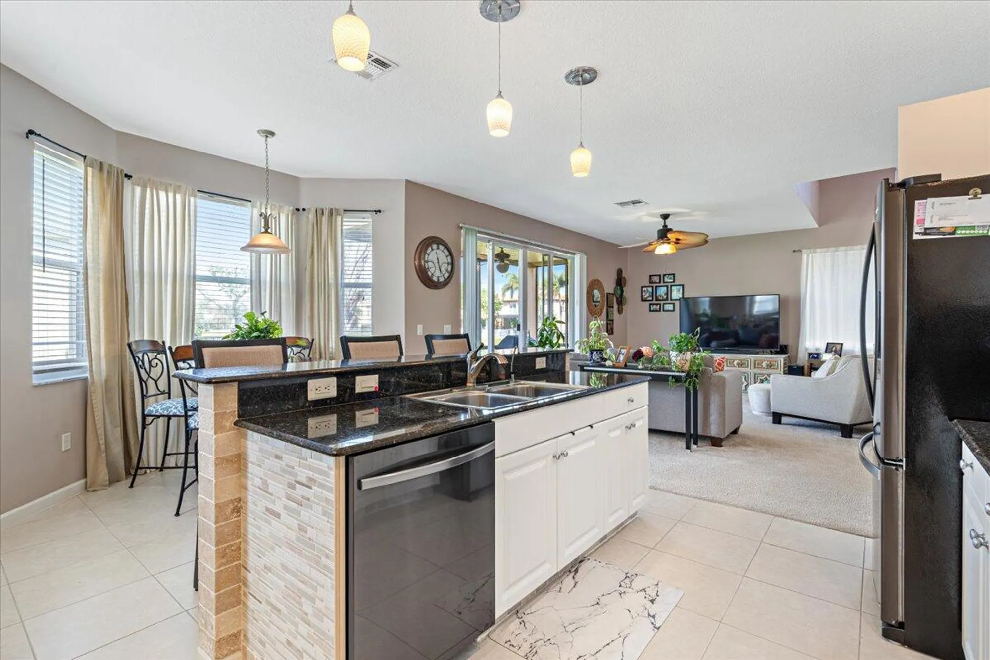 Property Slideshow image 23 of 87 | 11769 sw bennington cir, Port Saint Lucie, FL, 34987