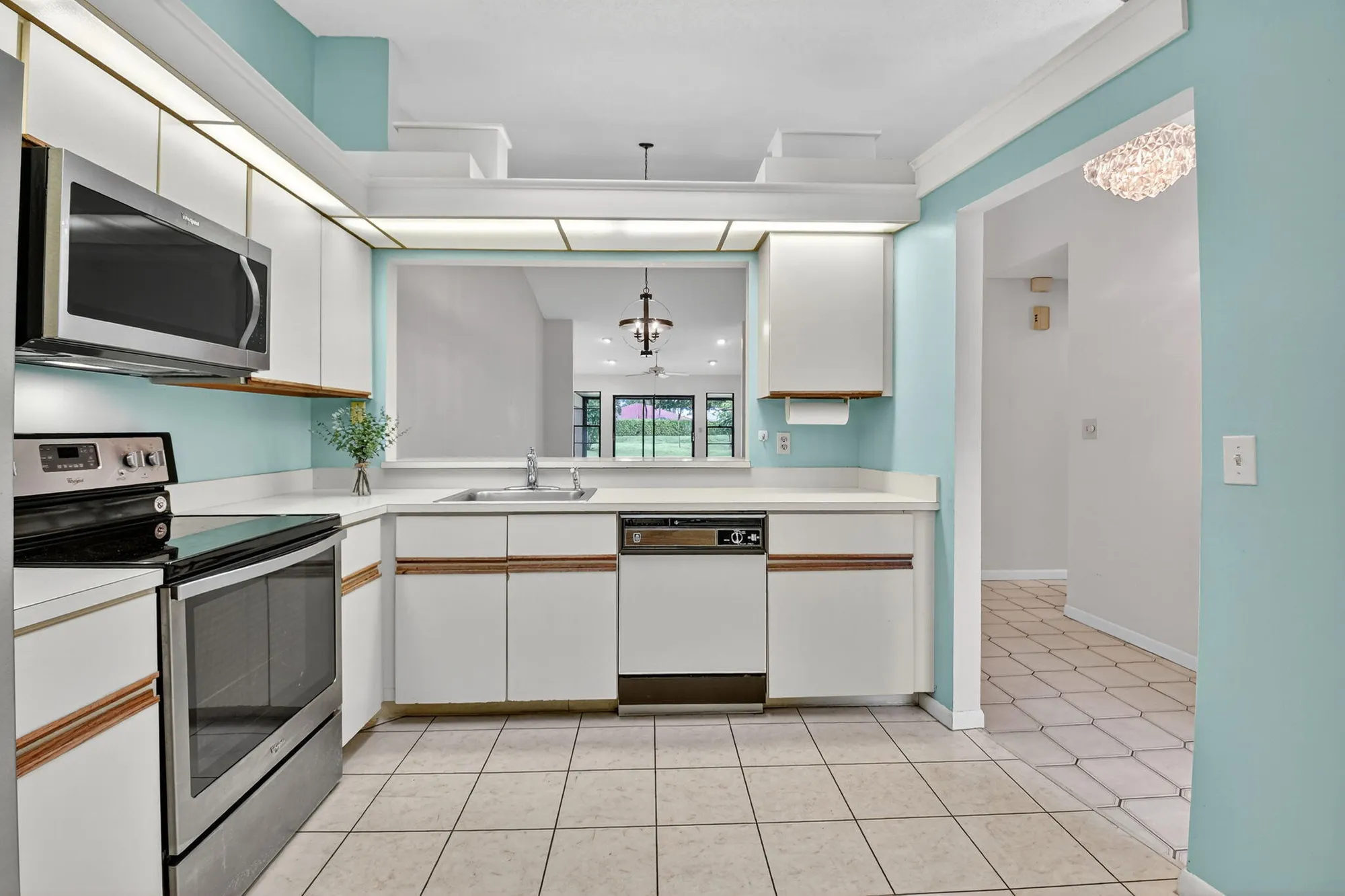 Property Slideshow image 10 of 56 | 5477 atlantic palm ct b, Boynton Beach, FL, 33437