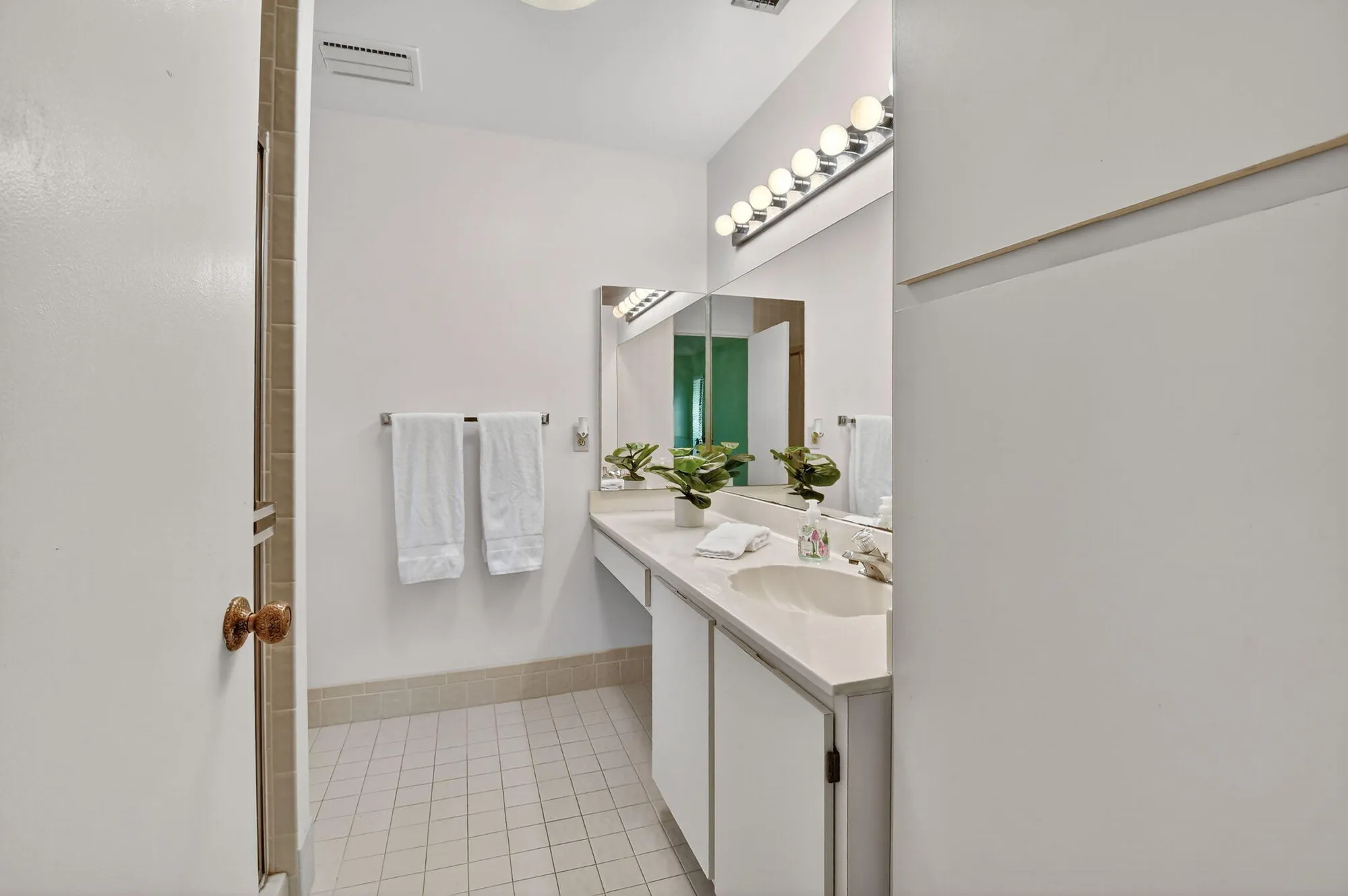 Property Slideshow image 26 of 56 | 5477 atlantic palm ct b, Boynton Beach, FL, 33437