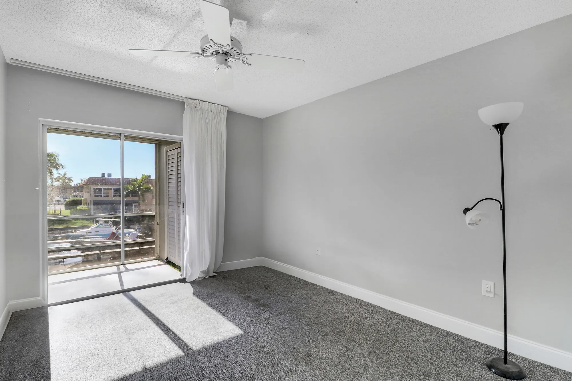 Property Slideshow image 21 of 52 | 2600 s kanner hwy q8, Stuart, FL, 34994