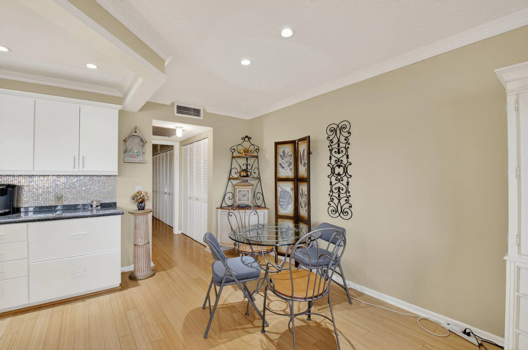 Property Slideshow image 11 of 50 | 125 suffolk c, Boca Raton, FL, 33434