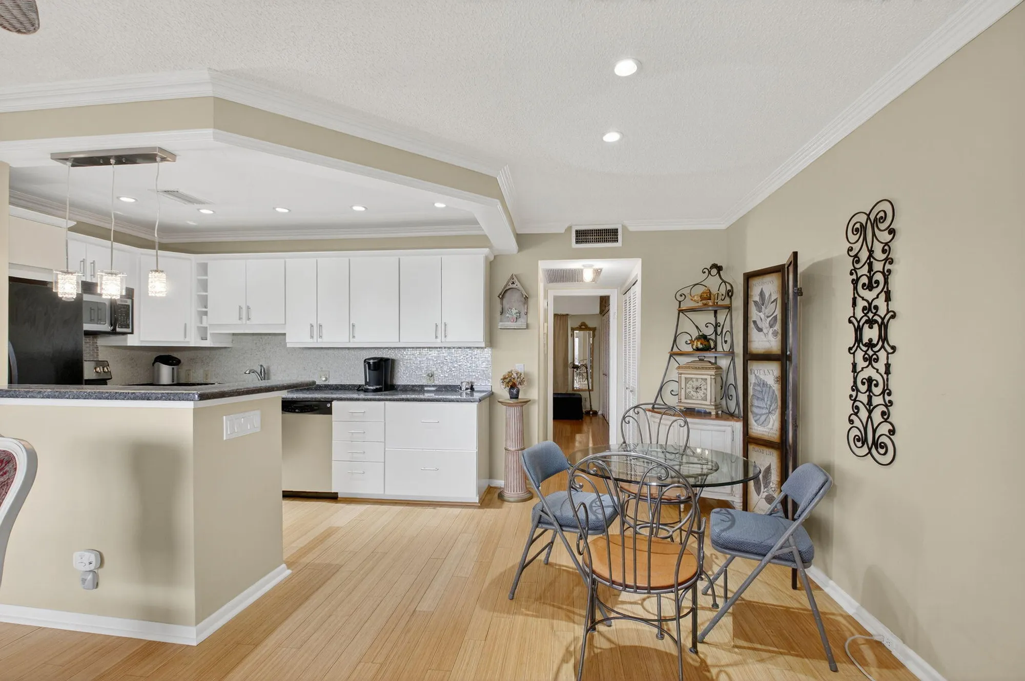 Property Slideshow image 9 of 50 | 125 suffolk c, Boca Raton, FL, 33434