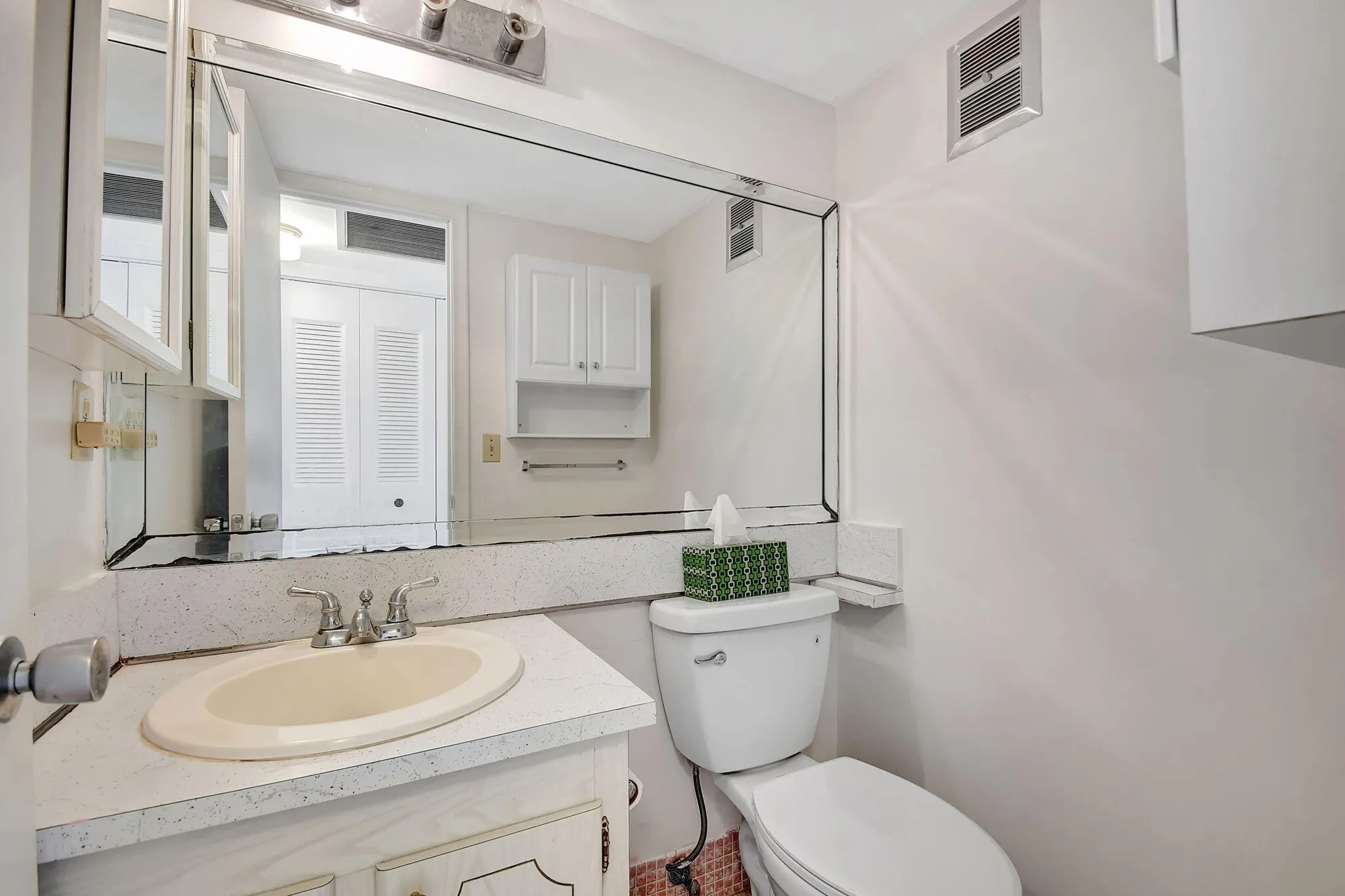 Property Slideshow image 7 of 33 | 226 andover i, West Palm Beach, FL, 33417
