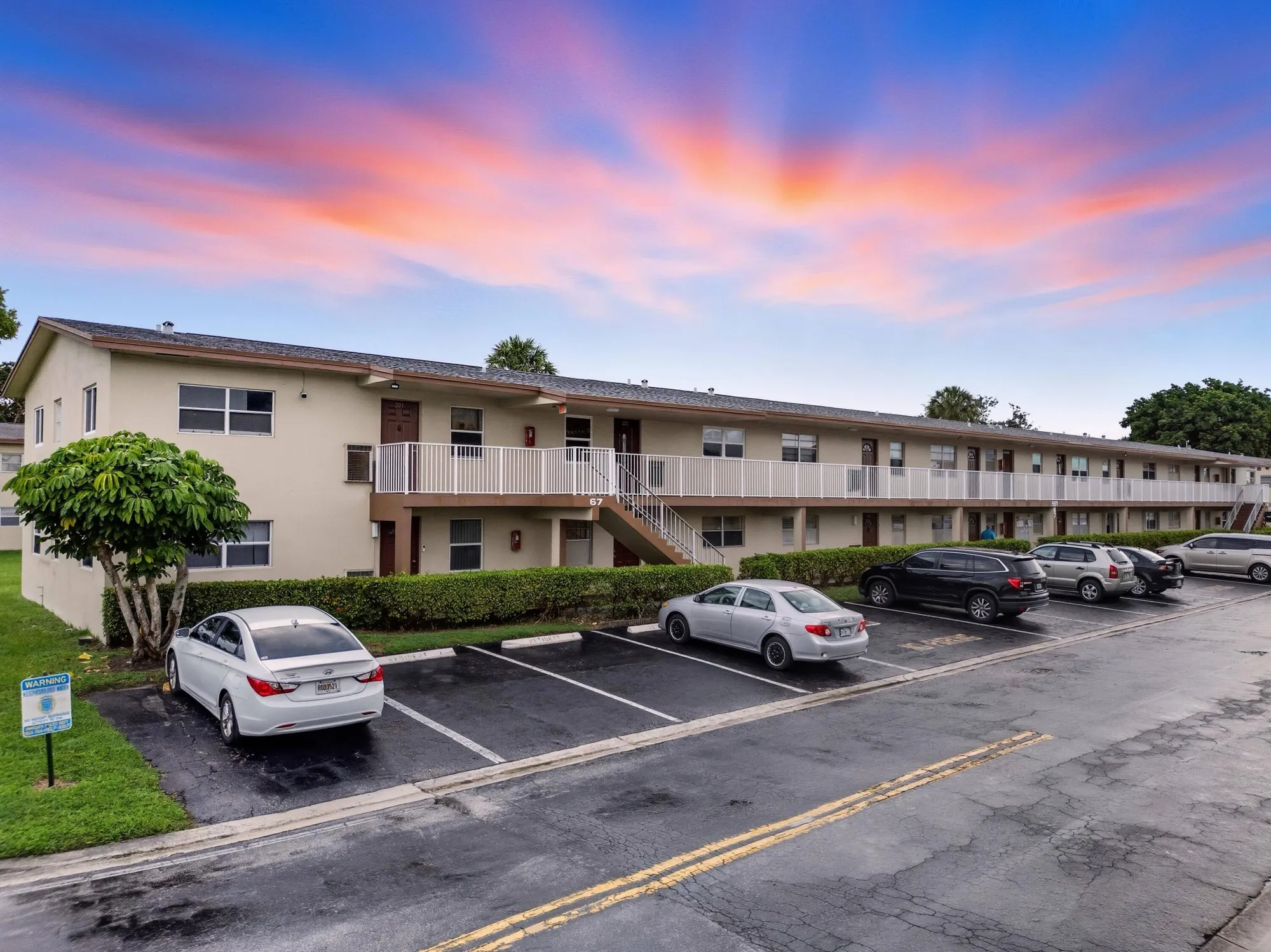 Property Slideshow image 7 of 21 | 551 nw 80th ave apt 207, Margate, FL, 33063