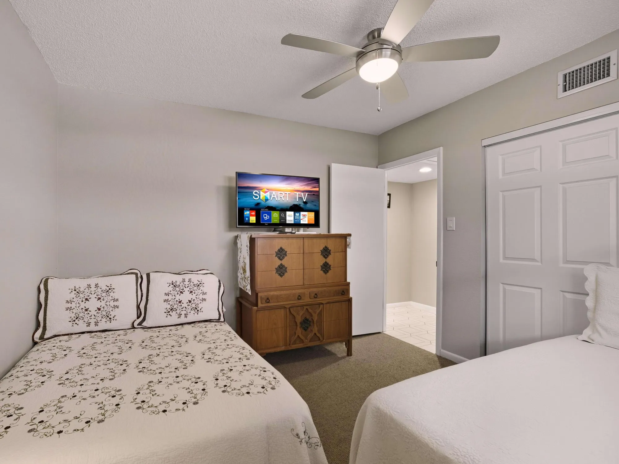 Property Slideshow image 17 of 21 | 551 nw 80th ave apt 207, Margate, FL, 33063