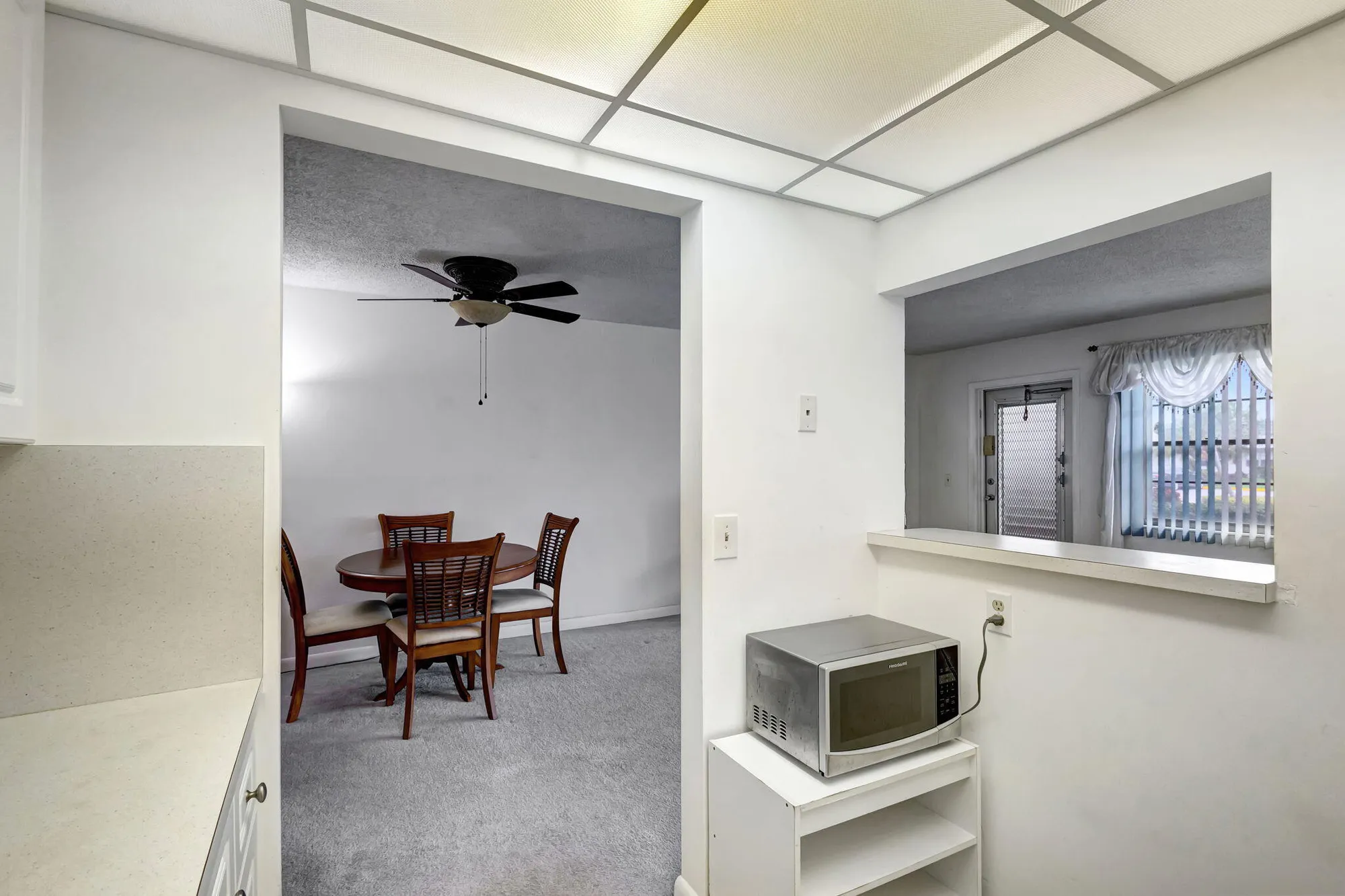 Property Slideshow image 14 of 30 | 130 cambridge f, West Palm Beach, FL, 33417