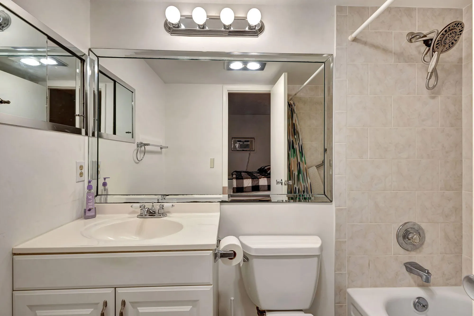 Property Slideshow image 22 of 30 | 130 cambridge f, West Palm Beach, FL, 33417