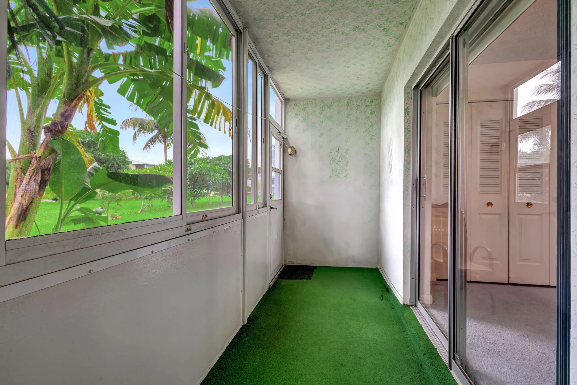 Property Slideshow image 25 of 30 | 130 cambridge f, West Palm Beach, FL, 33417