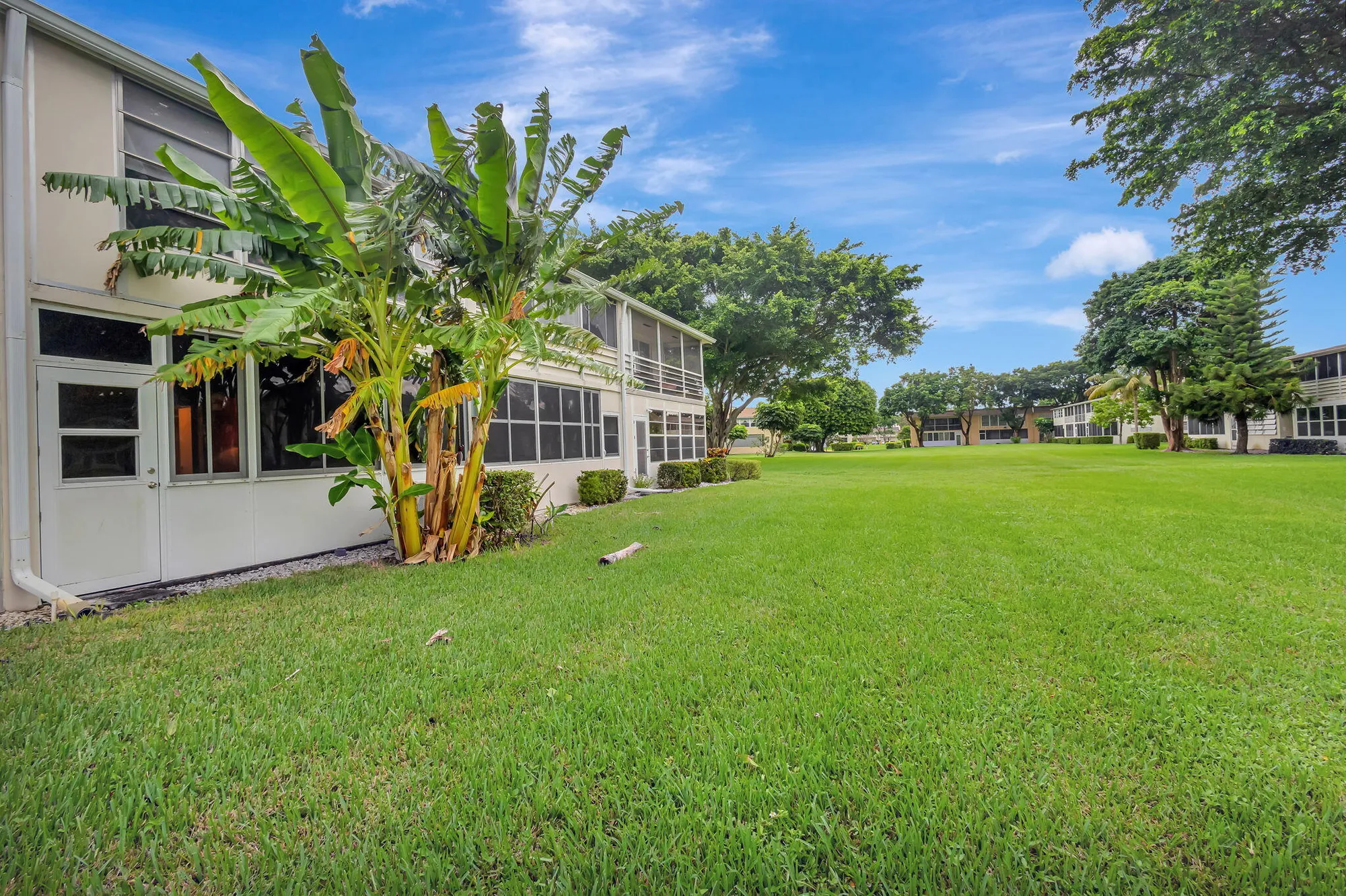 Property Slideshow image 27 of 30 | 130 cambridge f, West Palm Beach, FL, 33417