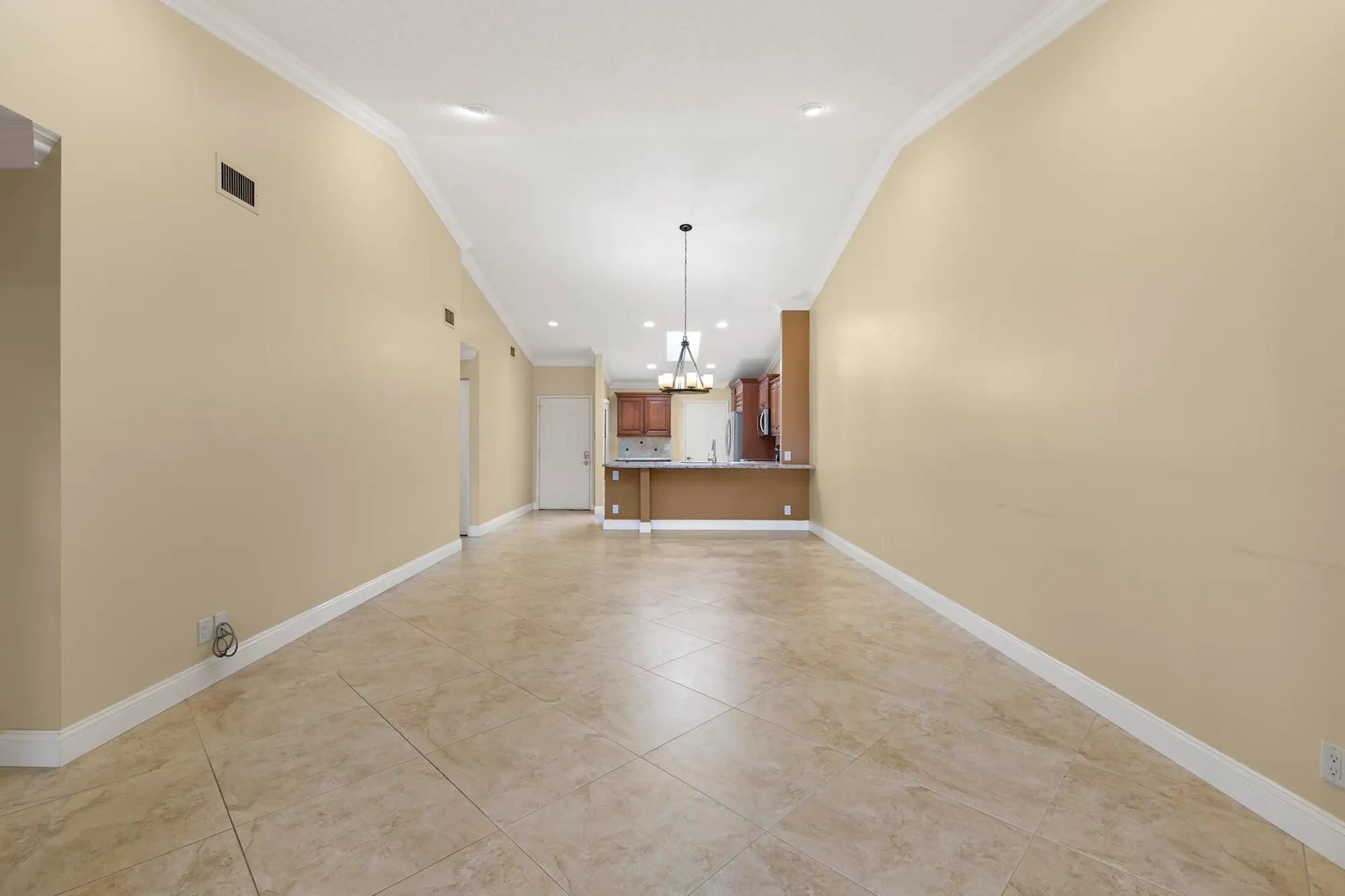 Property Slideshow image 12 of 30 | 5317 fig palm way b, Boynton Beach, FL, 33437