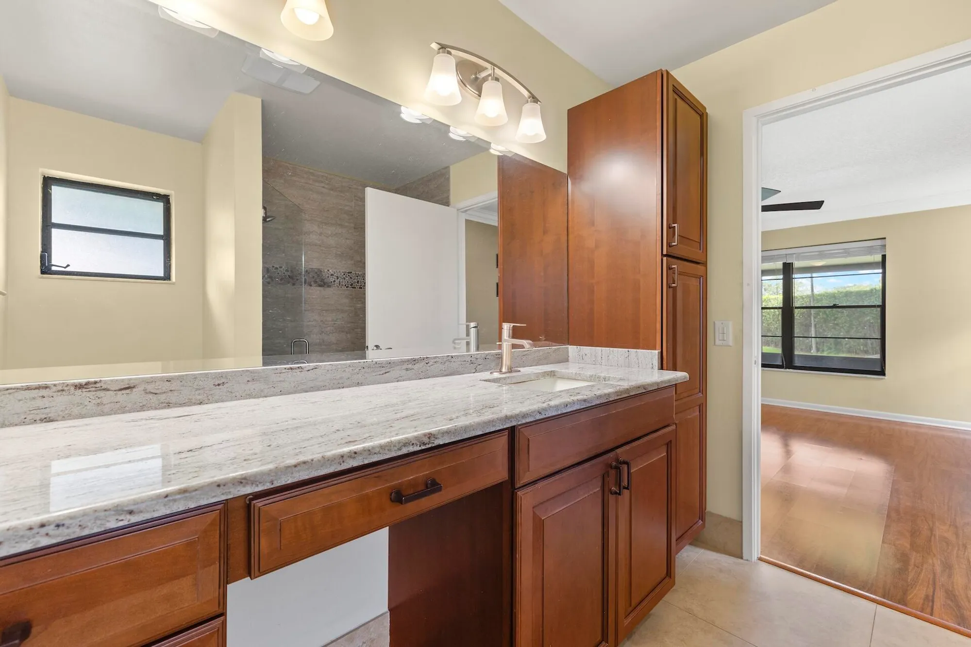 Property Slideshow image 19 of 30 | 5317 fig palm way b, Boynton Beach, FL, 33437